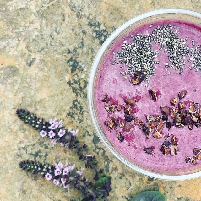 To all mummas: we not only care for the little ones offering sugar free - vegan yummy iCECReAM options. We also have healthy treats for you! We love experimenting with new smoothie flavours , and when we get it right we stick to it! They are full of goodies! 
Open very day 10-3pm
Fridays 10-4
Weekends 9-4pm .
.
Hashtags:
#healthysmoothie #superfoodsmoothie #smoothie  #blueberries #healthydrinksforhealthylife #byronbay #byronbayfood #whattodoinbyronbay #familytime #familyfun #mumfun