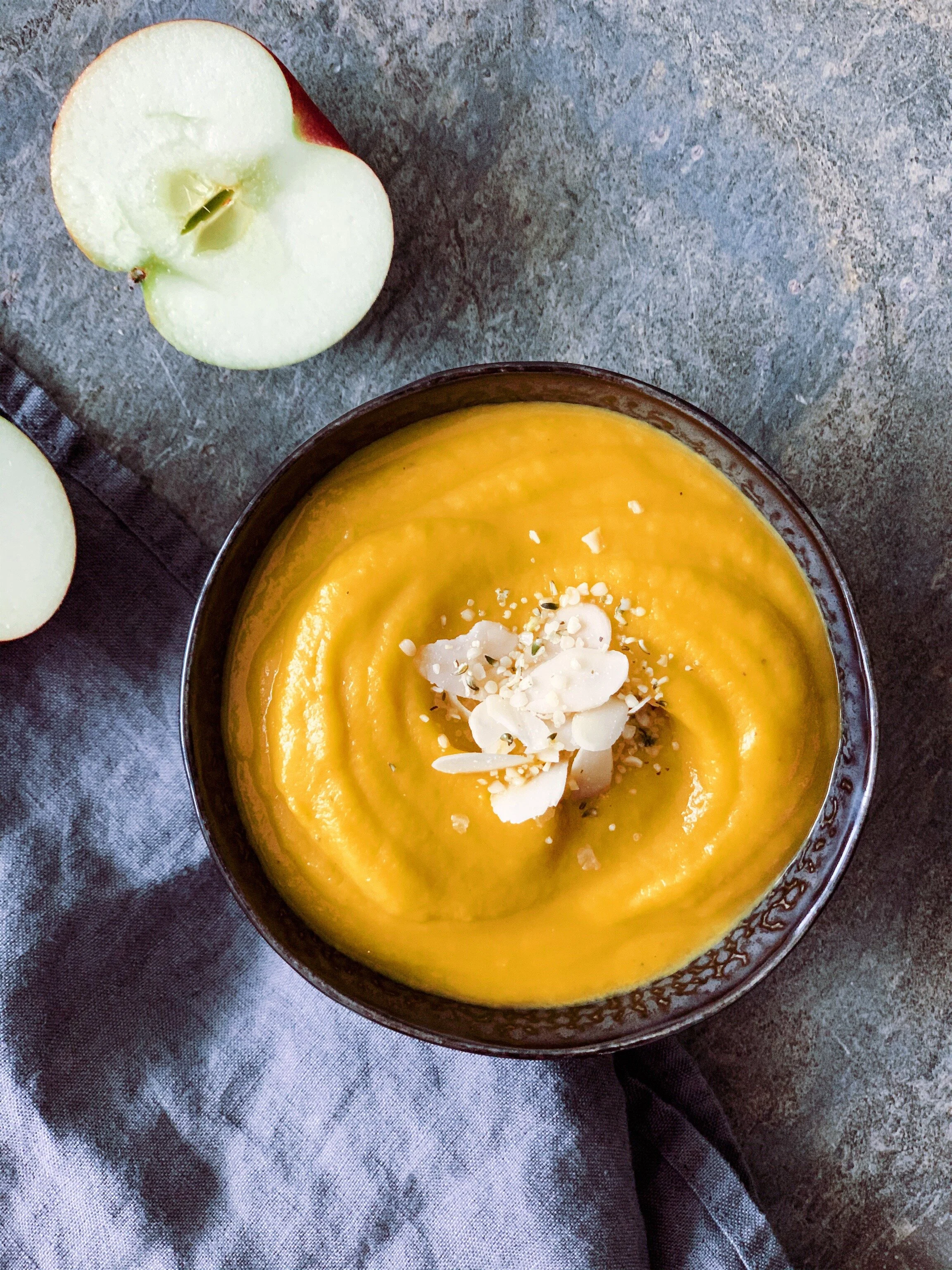 Potage de navet, pommes & carottes — Sunny Mimi