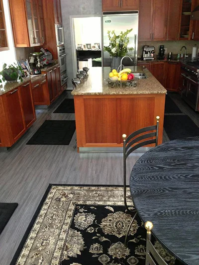 Prefinished-Gray-Maple-in-Kitchen-400px.jpg