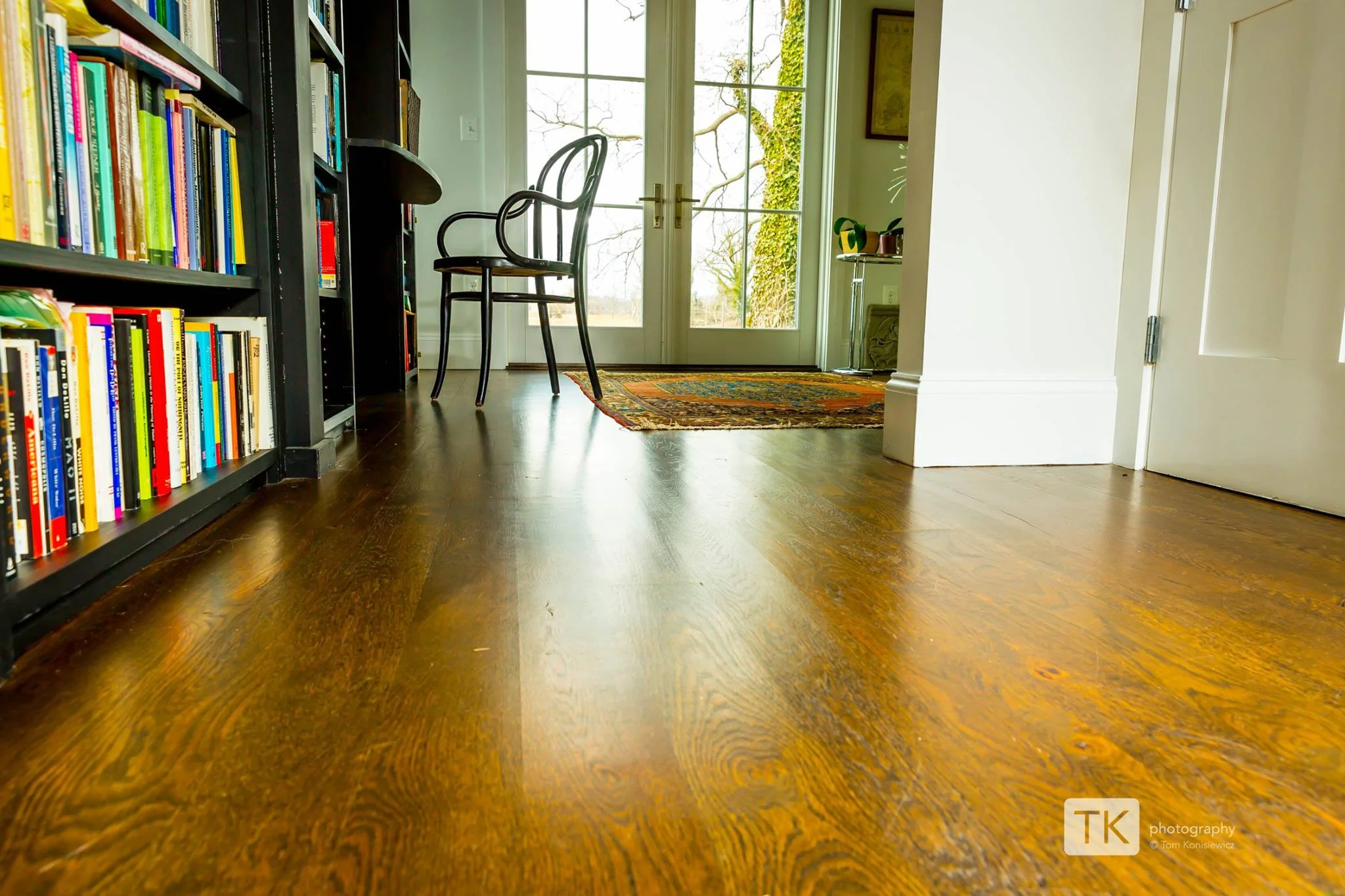 Wide-Plank-Live-Sawn-White-Oak-Hardwood2.jpg