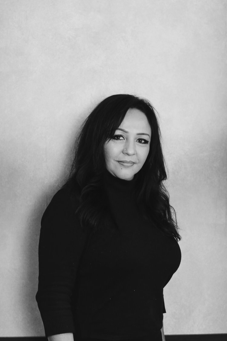 Vivian Varela-SoardMaster StylistVivian, master stylist and previous salon owner of 16 years in Lancaster Pennsylvania, has been in the industry for 32 years. She specializes in color corrections, men’s clipper cuts, balayage/highlighting, perming, …