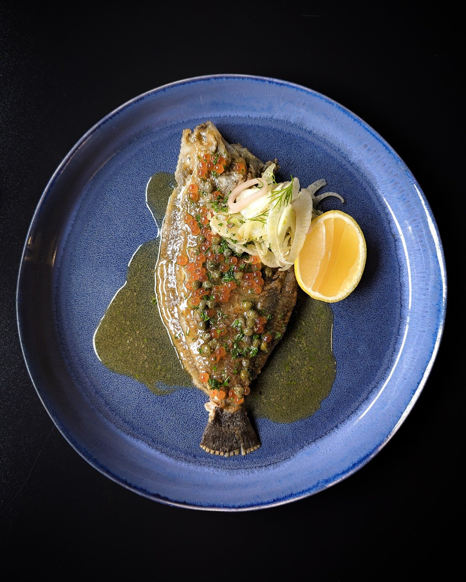 Whole Tasmanian Flounder is one of several new dinner specials currently available at #MuresUpperDeck! This mild, sweet tasting fish can be enjoyed with a side of your choosing.
.
Upper Deck is open from 11am to 9pm, seven days a week.
Bookings | (03