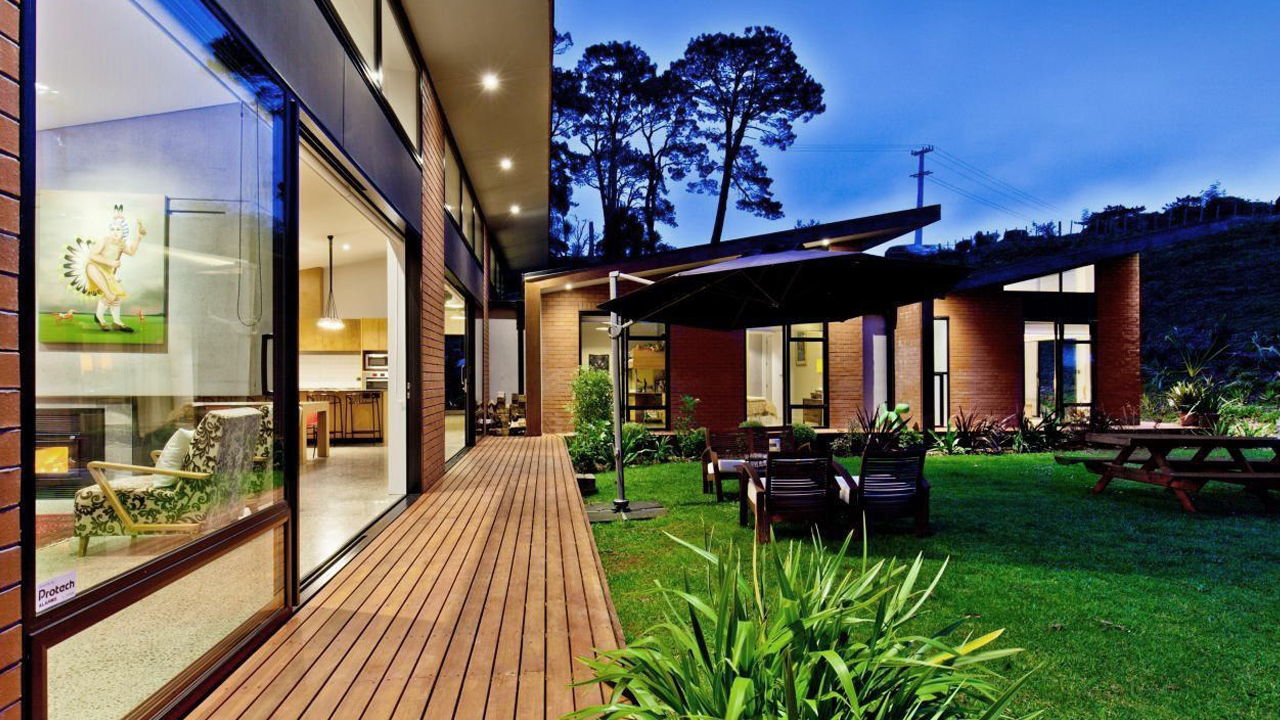 Glenmore-Outside.jpg