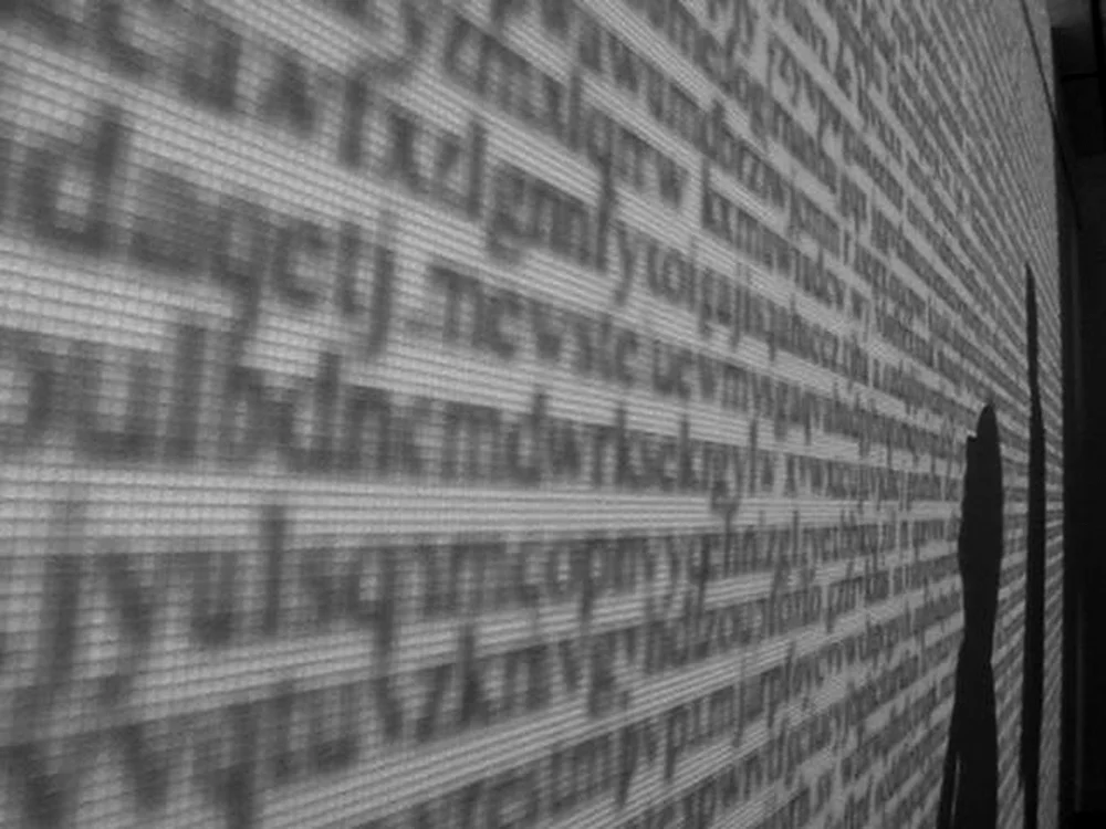 babel3_bw.jpg