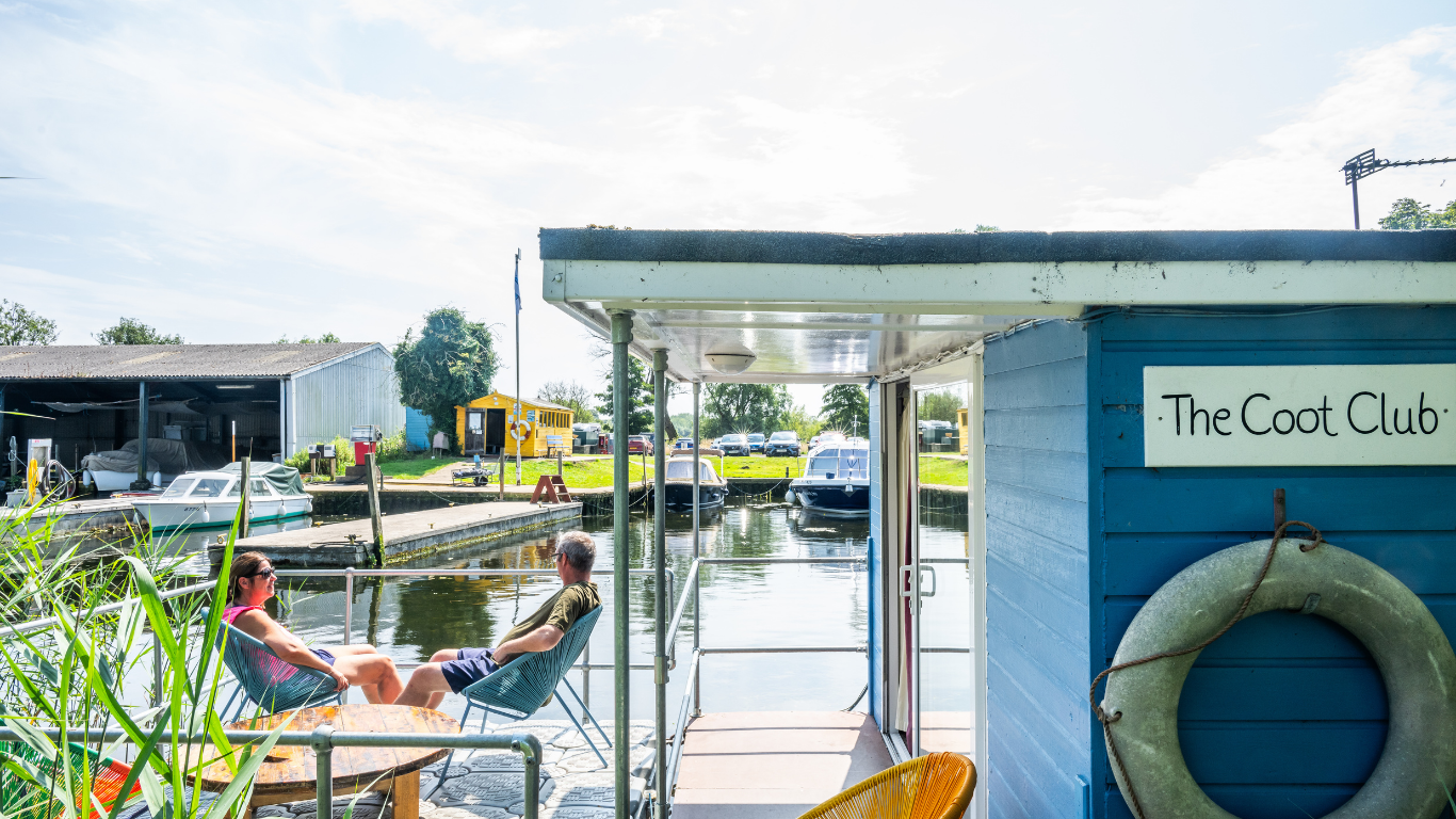 Coot Club Hippersons holiday home Norfolk Broads .png