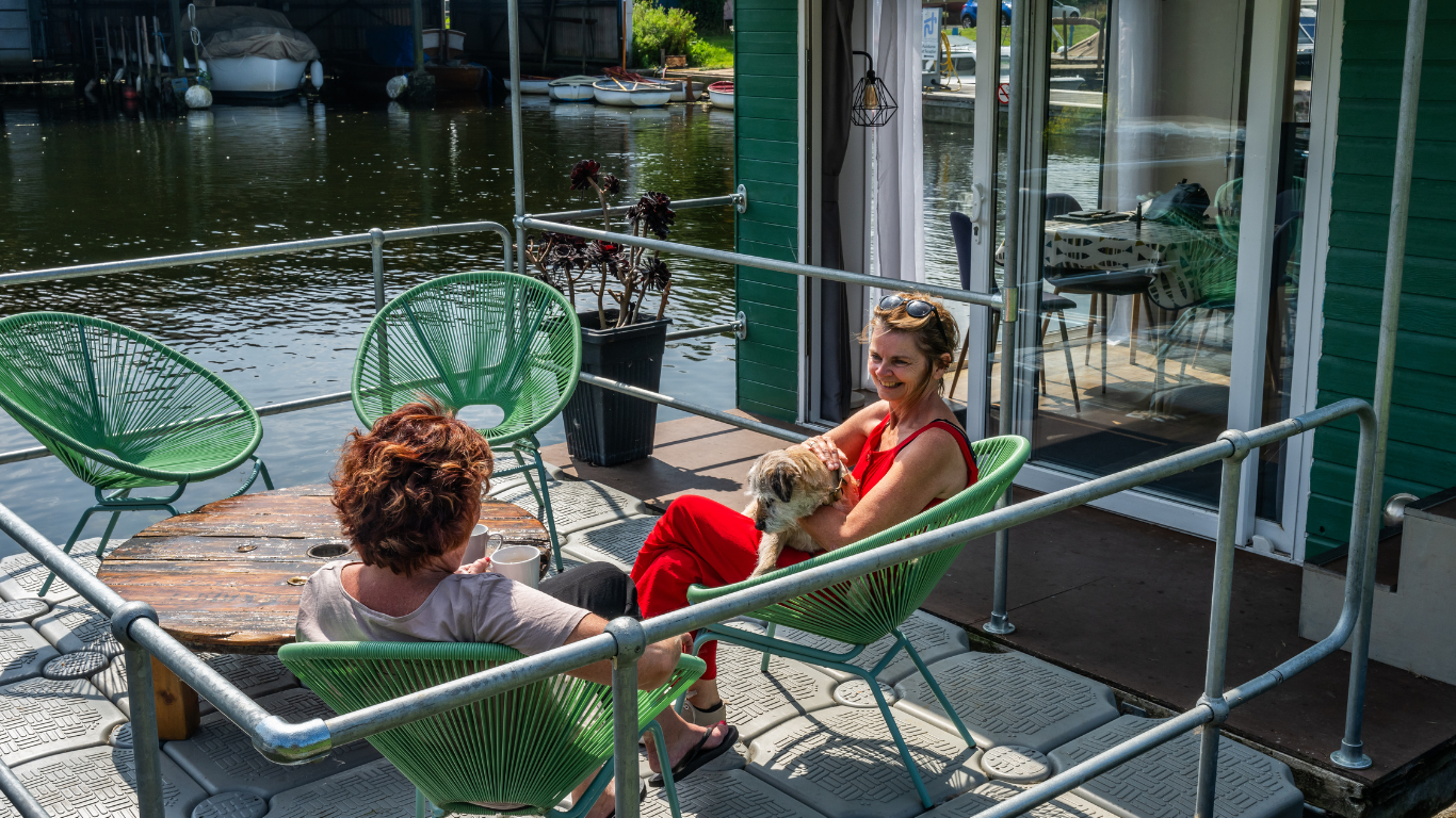 Pet Friendly houseboats at Hippersons on the Norfolk Broads. web image.png
