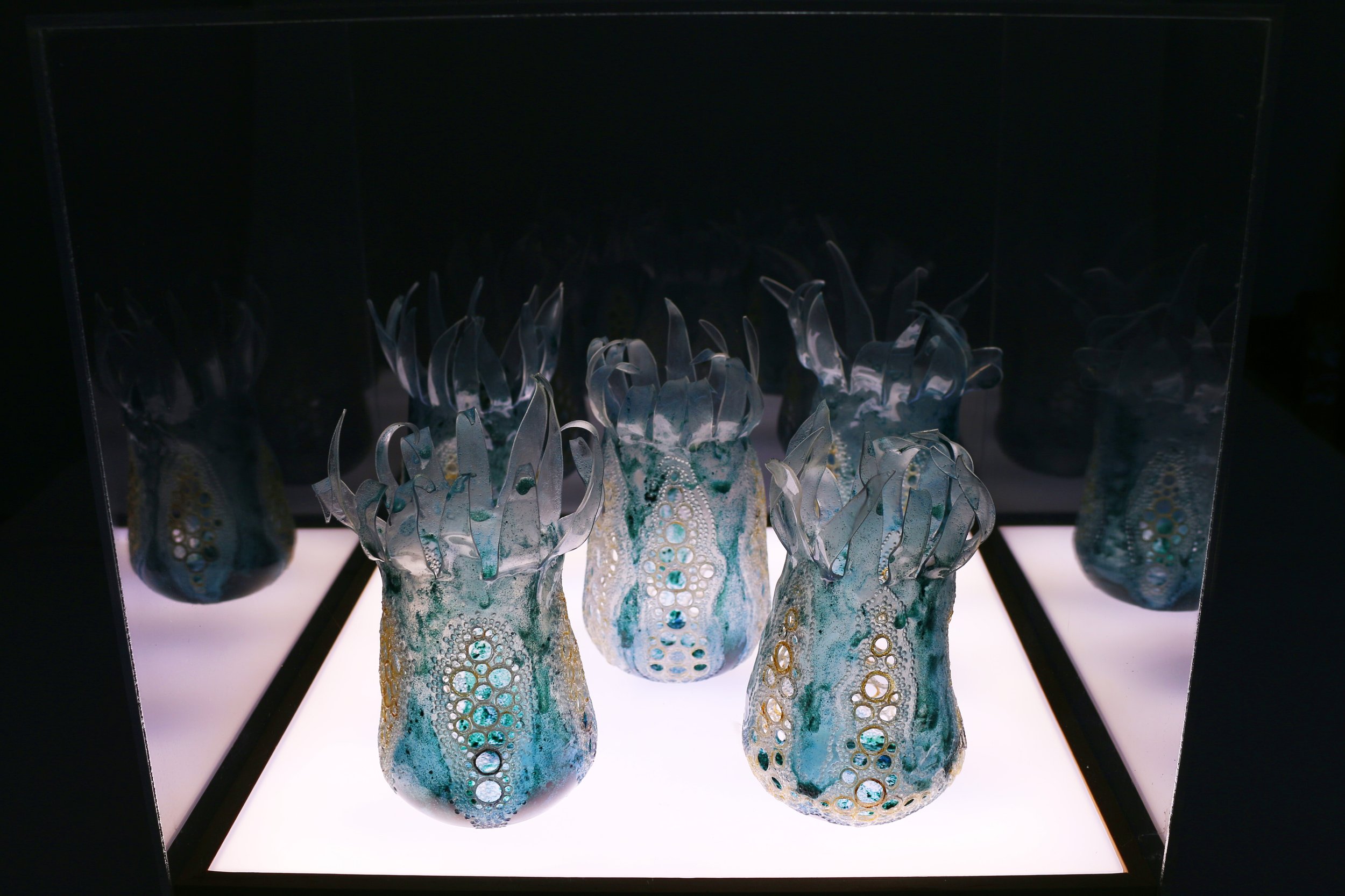 Nadine_Schmoll_my friend the cyanobacteria 2_Small sculpture.jpg