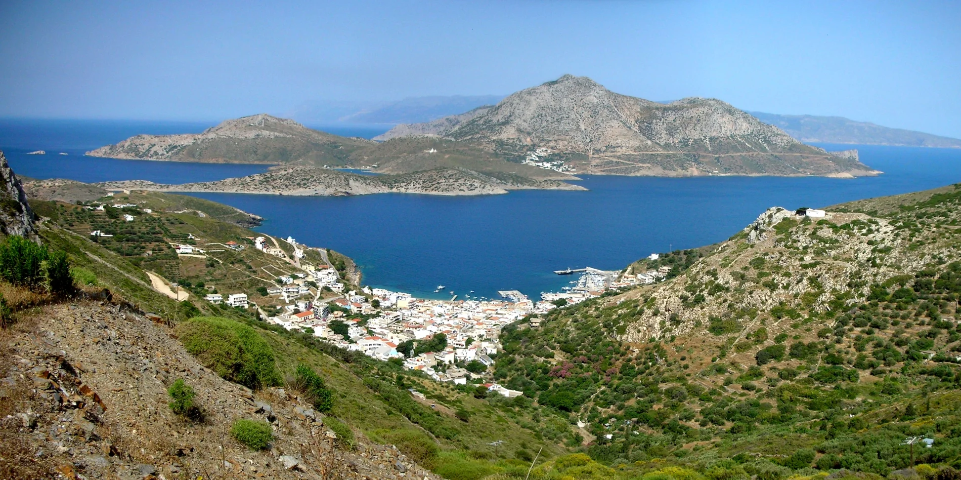 READ: The “Terrible Paradox” of EUtopia - A View from the Aegean Islands (Kathryn Budge)