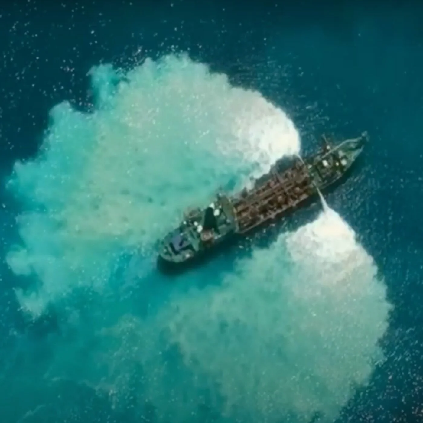 WATCH: "On Deepwater Horizon" by Simon Hitzig (Student Film Project)
