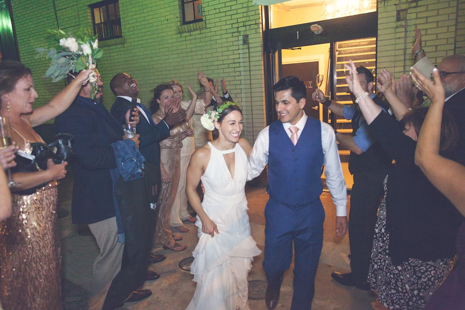 LM_Site_©AmoureuxWeddings_0022.jpg