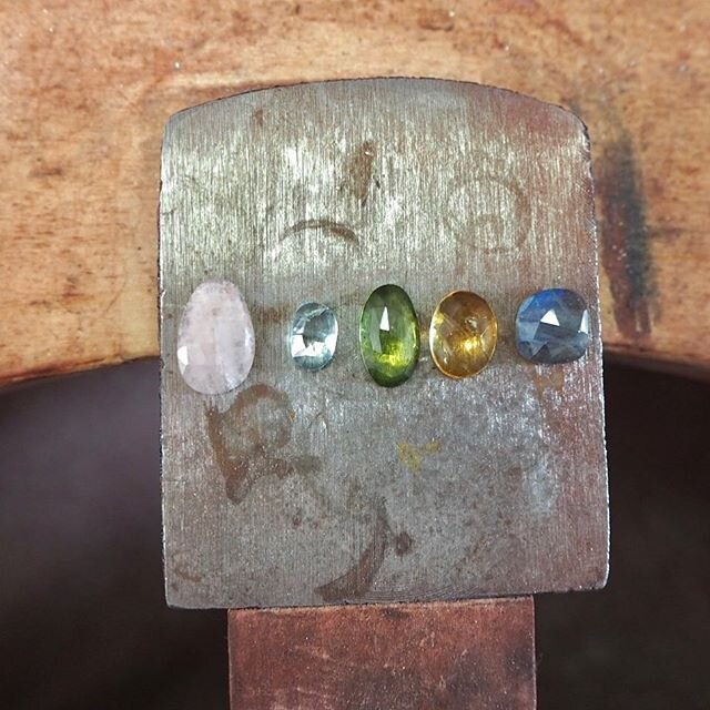 // Today&rsquo;s makes

Thank you for keeping me busy these last couple of weeks, I&rsquo;m really enjoying being back in the workshop creating pretty sparkles for you ✨

#loveLMJ #handmadejewellery #gemstonerings #silverrings #nottinghamjewellery #h