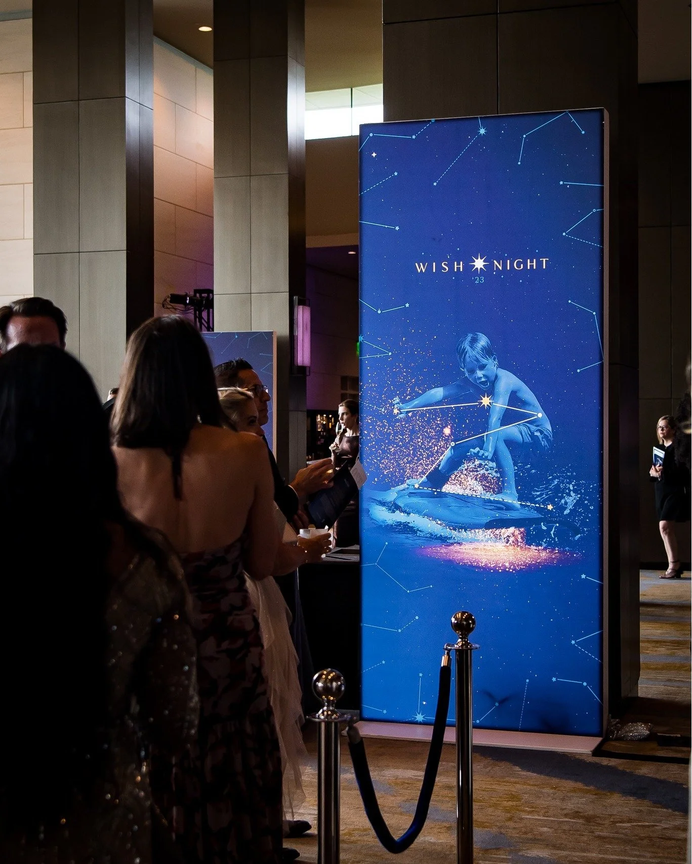Every detail is an opportunity to tell the story. Custom signage does more than decorate; they&rsquo;re storytelling pieces designed to carry the theme, amplify the mission, and immerse guests in the experience.

📸 1: Kelly Alexander
📸 2: @tamytha 