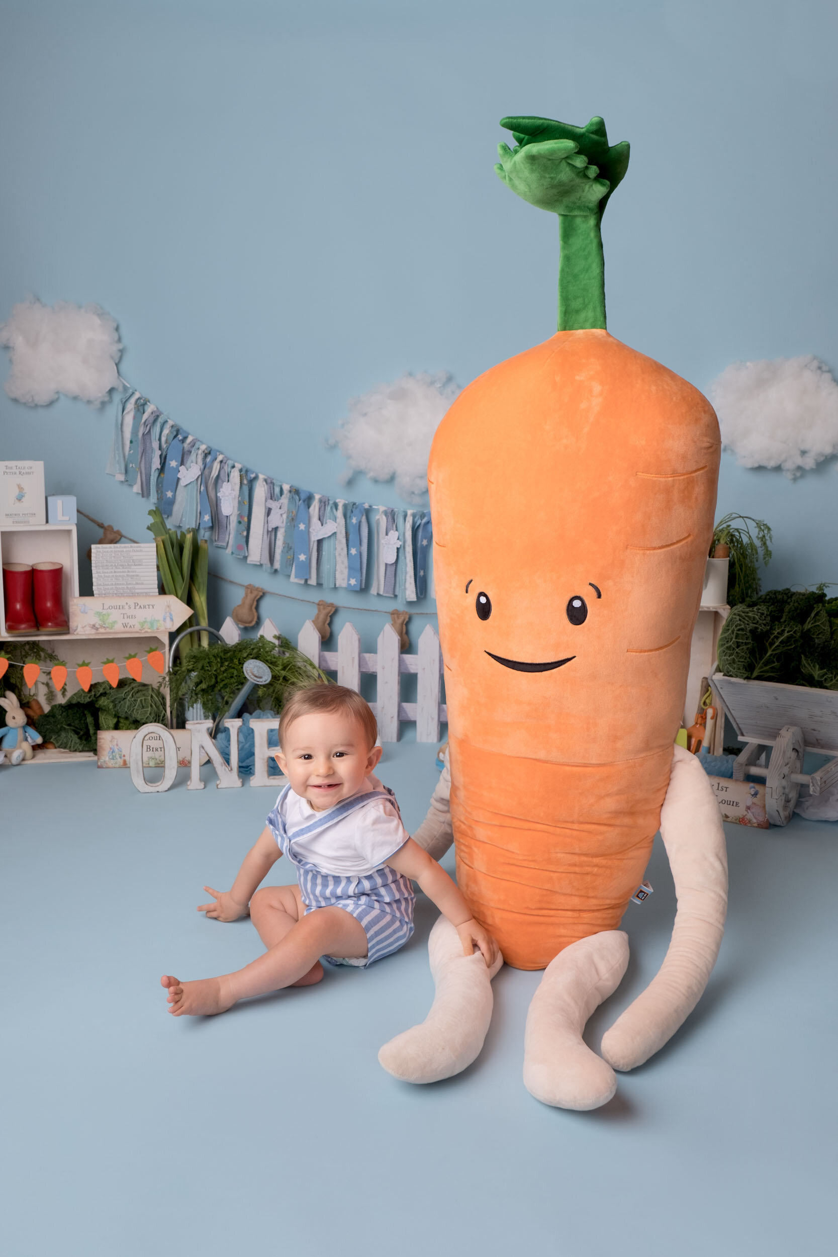 Cake Smash Photography in Lincoln