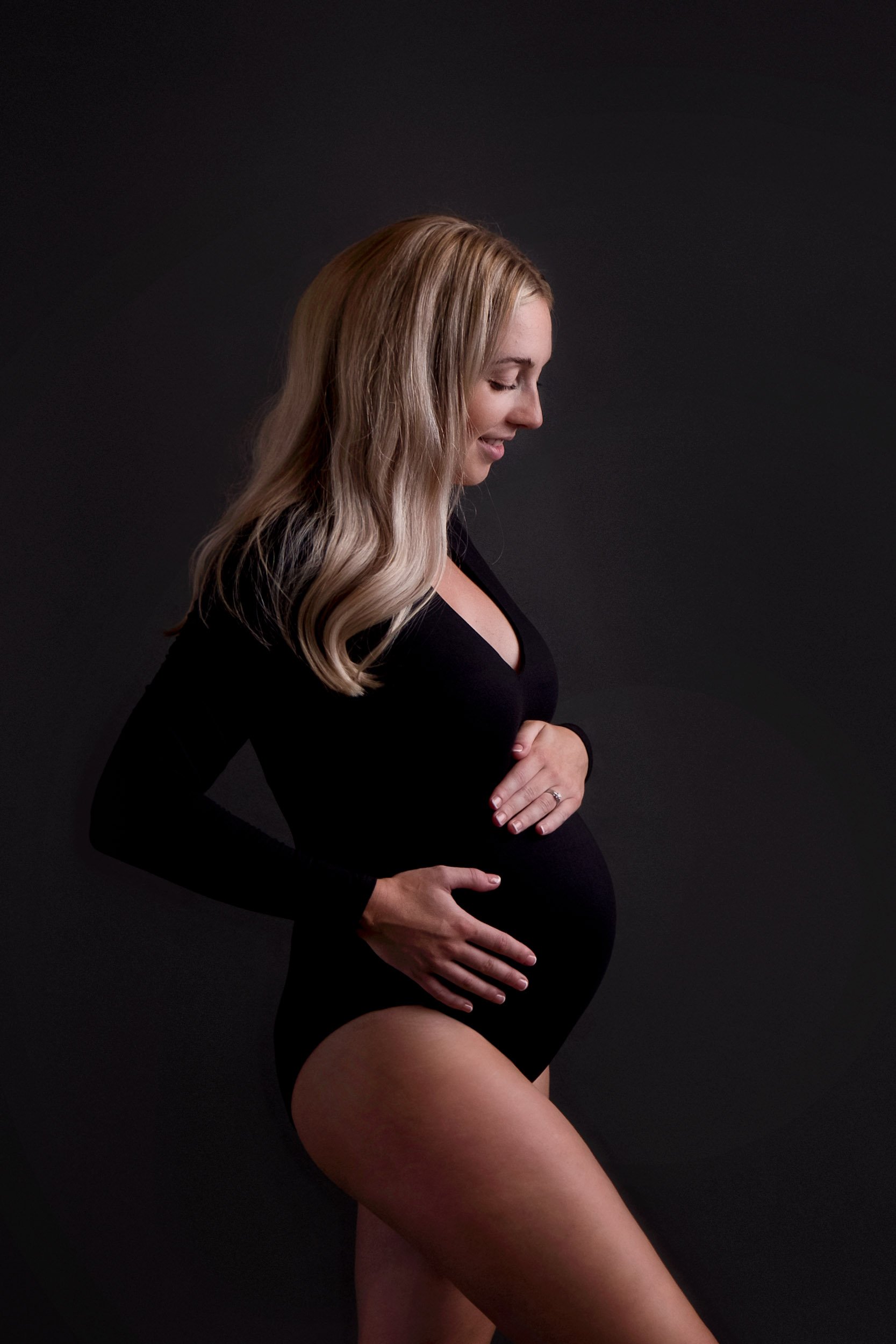 Maternity-Photography-Lincoln-Mama-Bear-Photography (3 of 5).jpg