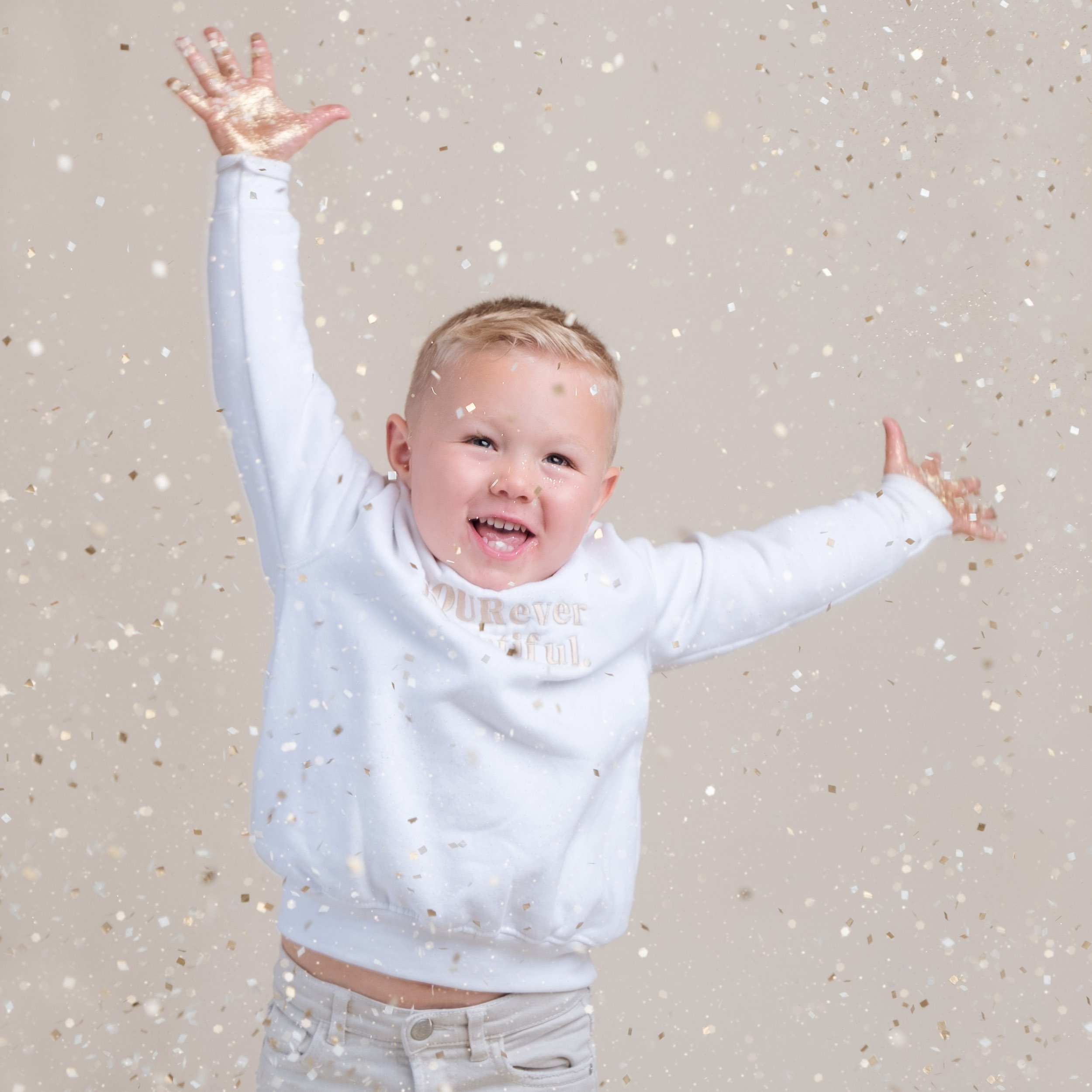 Glitter_Photoshoot_Mama_Bear_Photography-20.jpg
