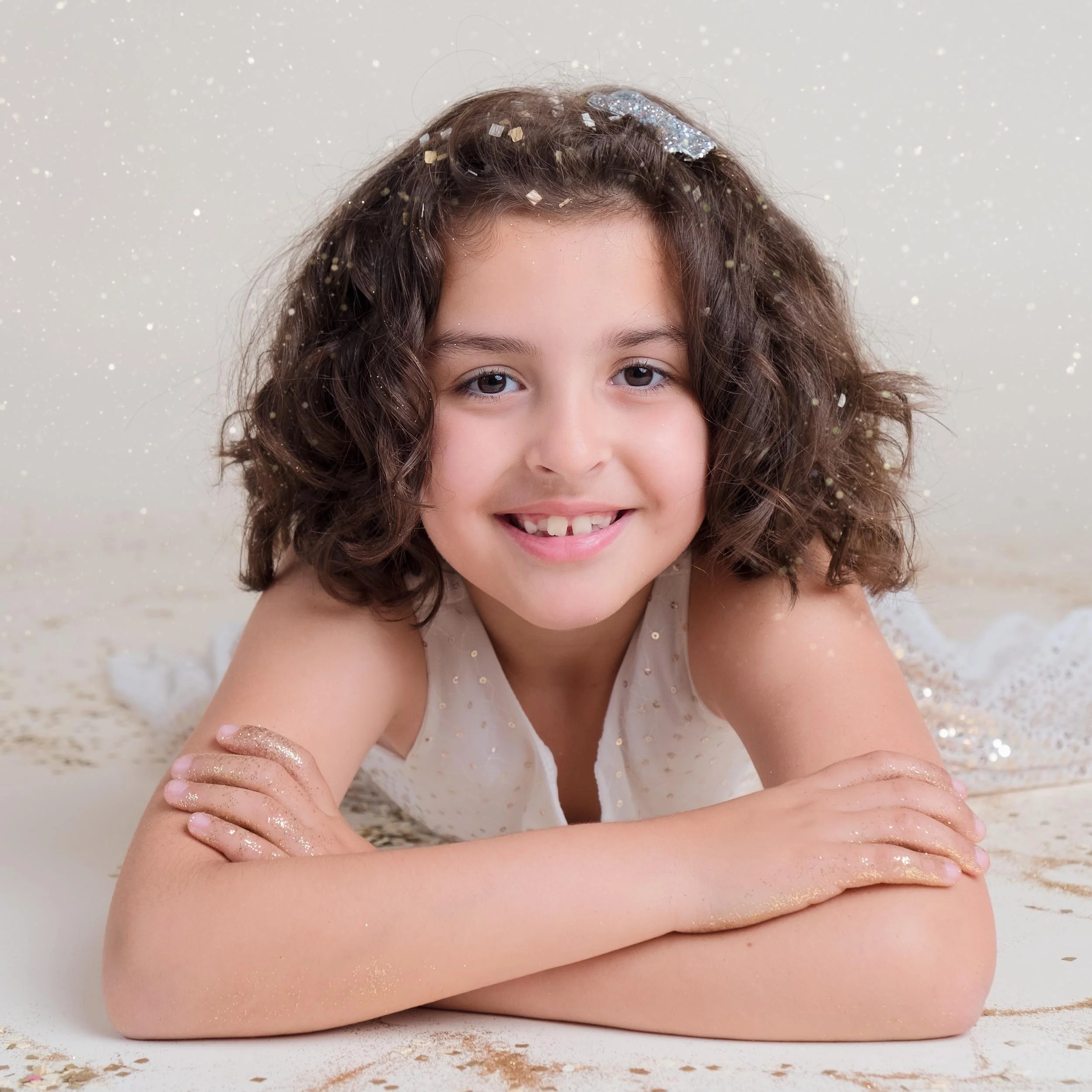 Glitter_Photoshoot_Mama_Bear_Photography-8.jpg