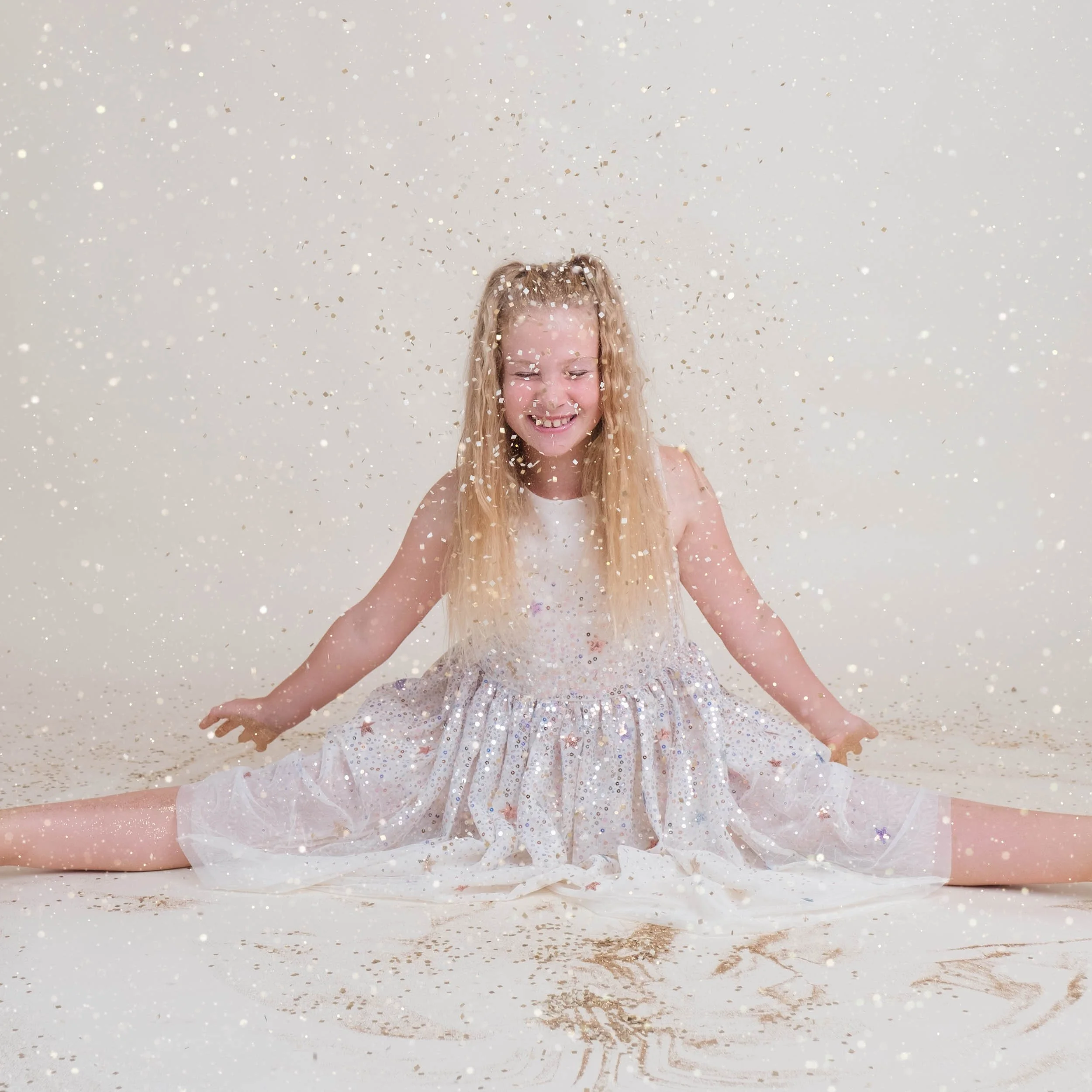 Glitter_Photoshoot_Mama_Bear_Photography-9.jpg