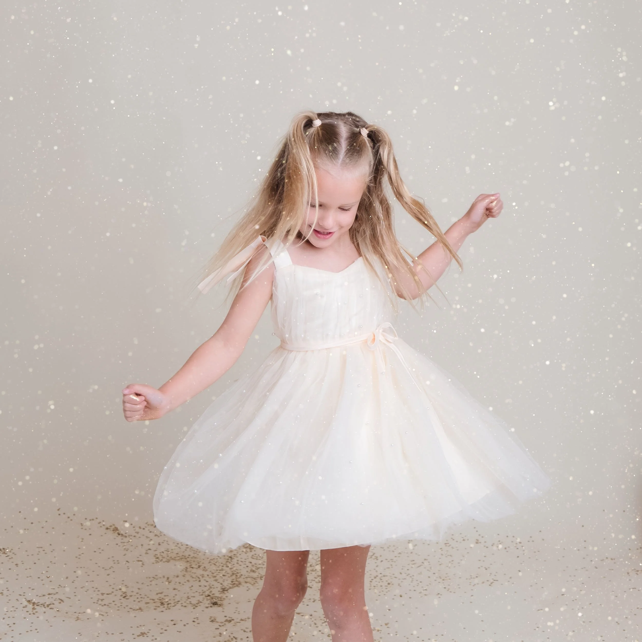 Glitter_Photoshoot_Mama_Bear_Photography-34.jpg