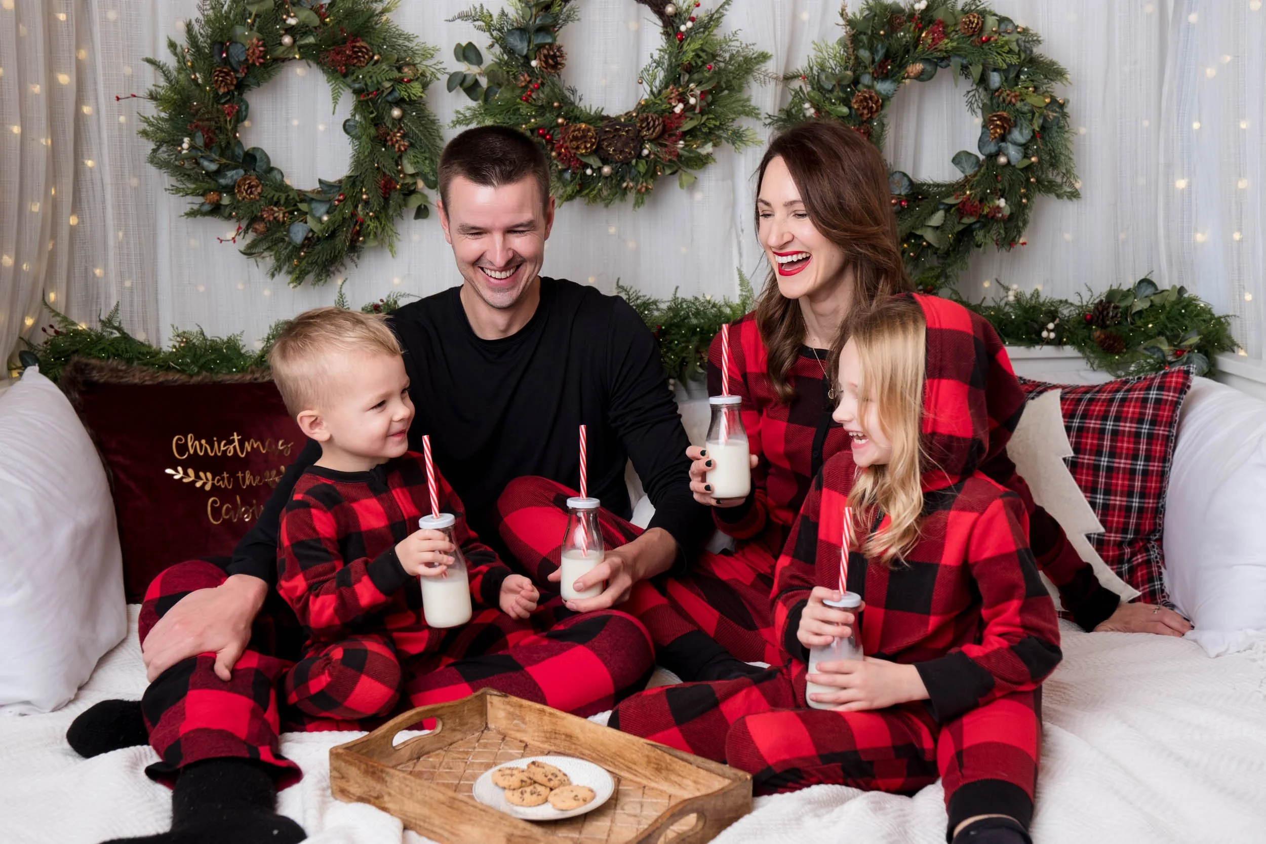 Christmas milk cookies mini session in Lincoln