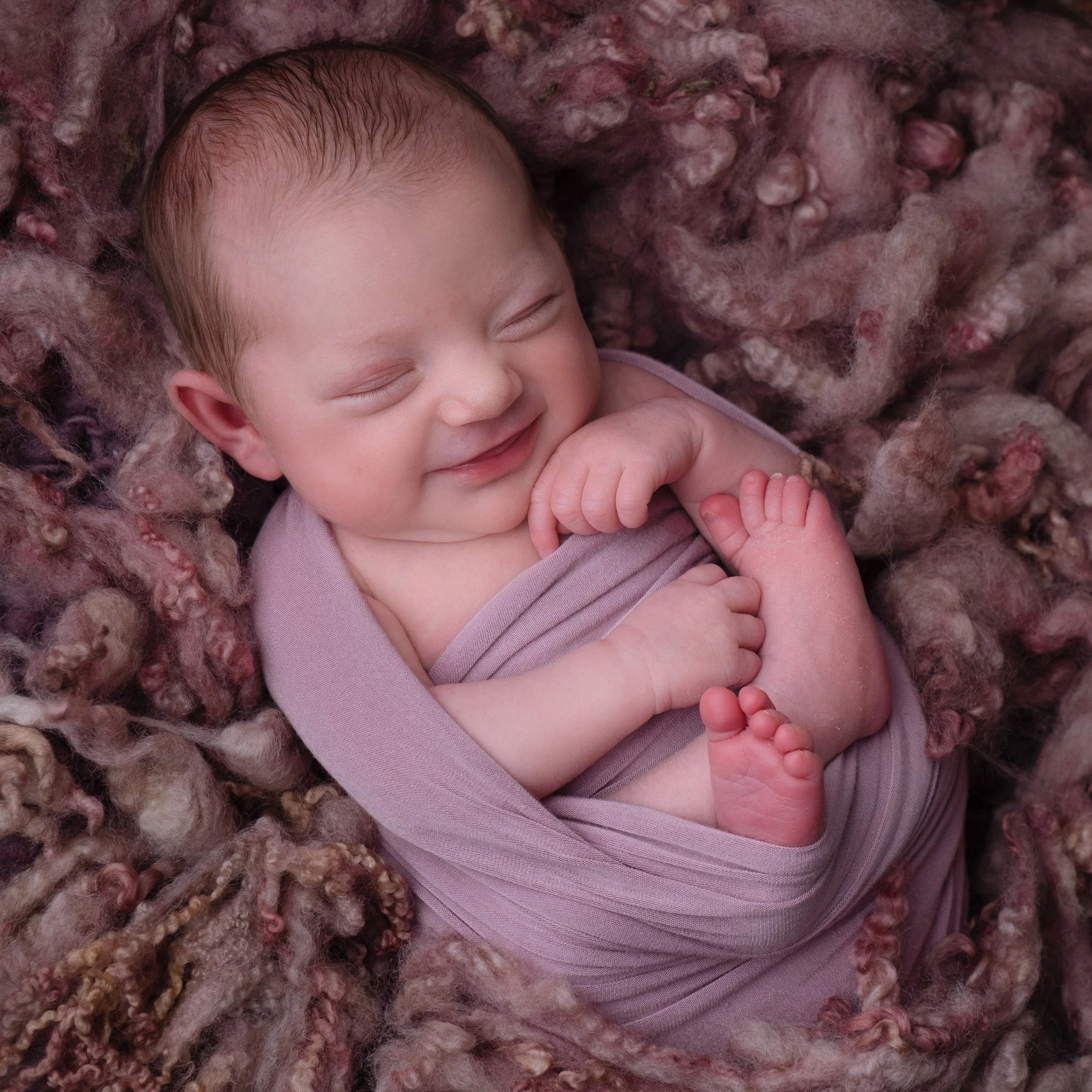 With Halloween done and Christmas on the horizon it's such a busy time in the studio at the minute so I've really let social media slip and I'm sorry because there are so many beautiful babies and families for me to share!

I loved this session with 