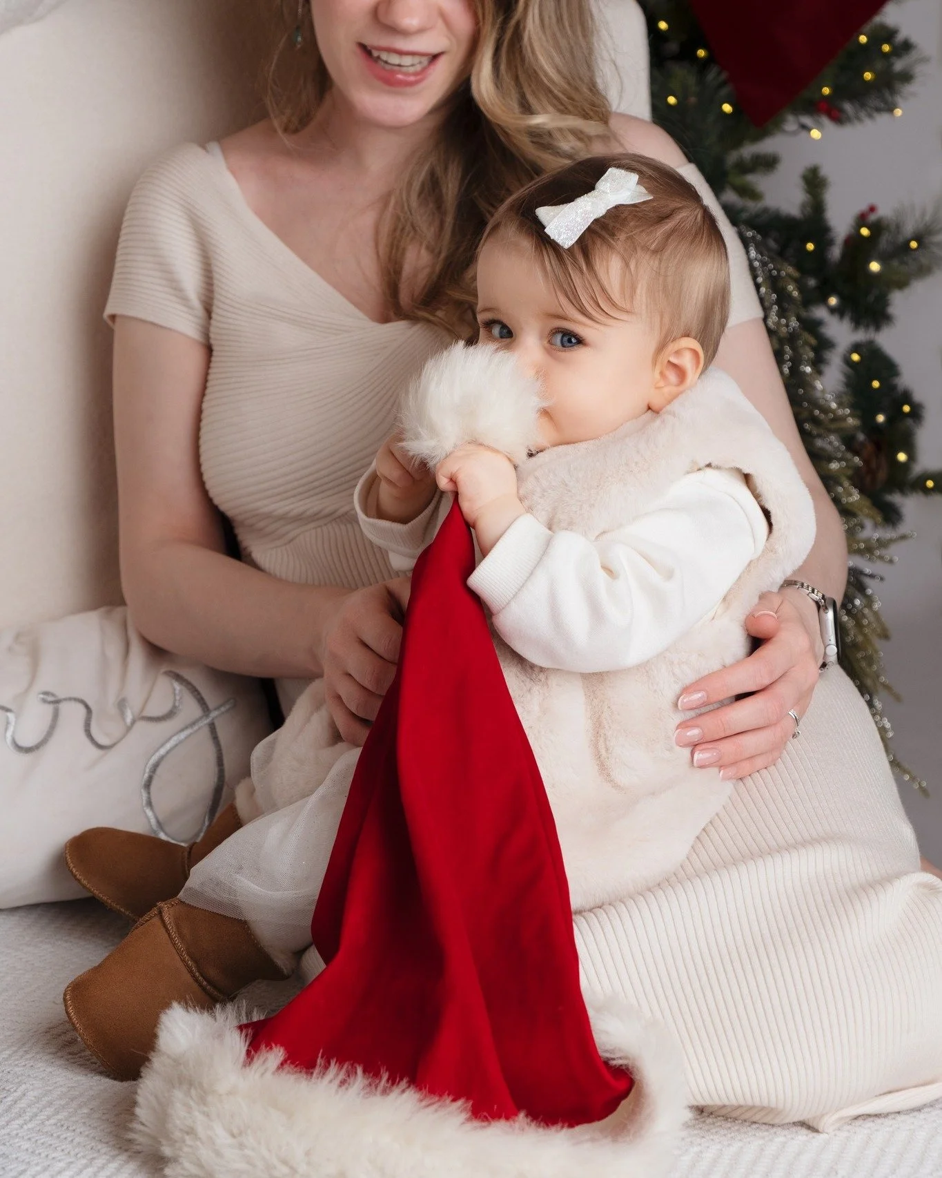 It's so bittersweet how much babies change during that first year...you miss the newborn days when they were so small in your hands but it's so incredible to see them develop their own little personalities and expressions.

I last saw this gorgeous g