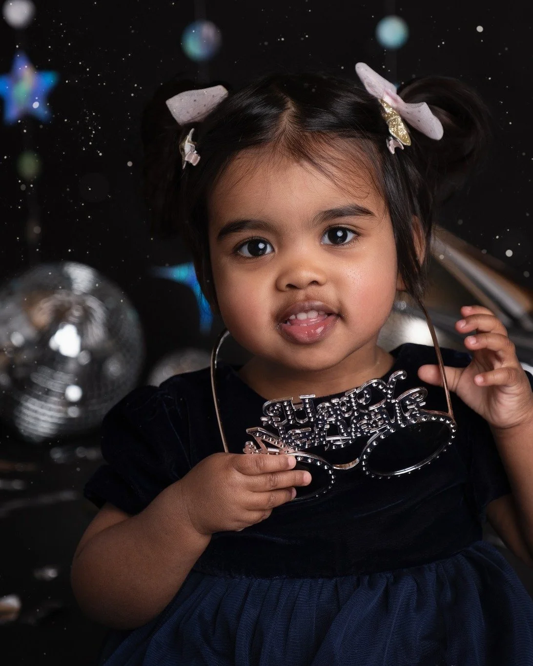 🪩 N E W ✨ Y E A R 🪩

I didn't think I was going to be offering these sessions this year but I couldn't resist so please join me in the most perfect end of year celebration in The Cabin where you will be surrounded by mirror balls and sparkle!

Book