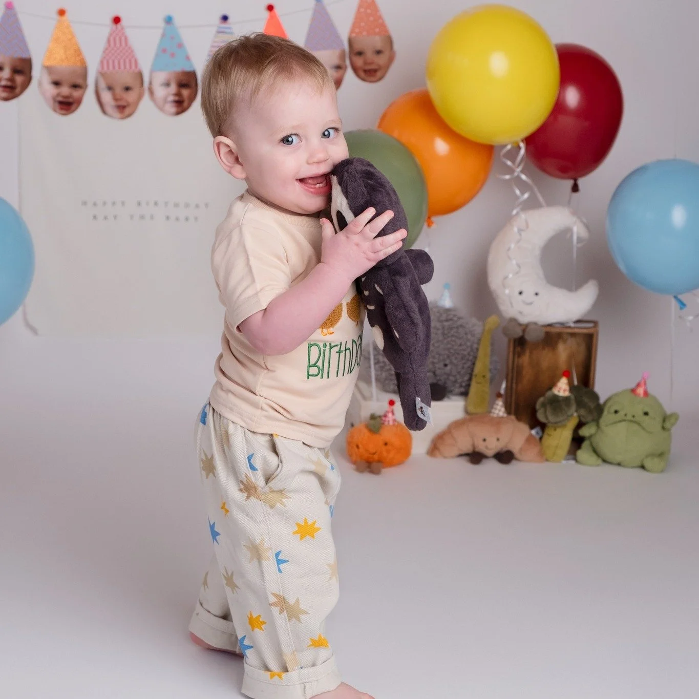 This session had me smiling just setting up Mummy's Jelly Cat collection and all those gorgeous faces of Ray the baby as he is known to family. I felt like I already knew him before I even met him!

I love the chance to do something a bit different f