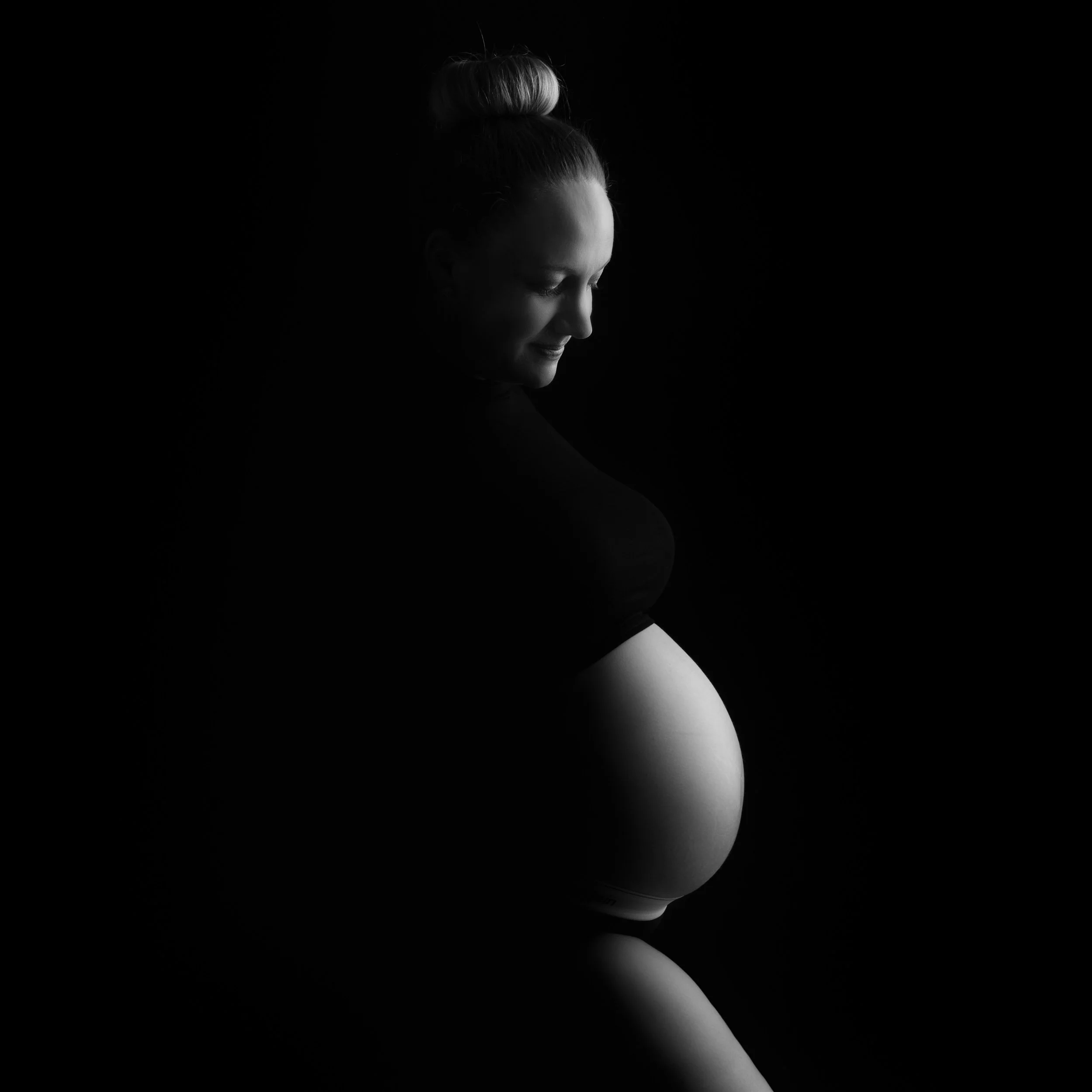 Maternity_Photoshoot_Lincoln_Mama_Bear_Photography_Lincoln-2.jpg
