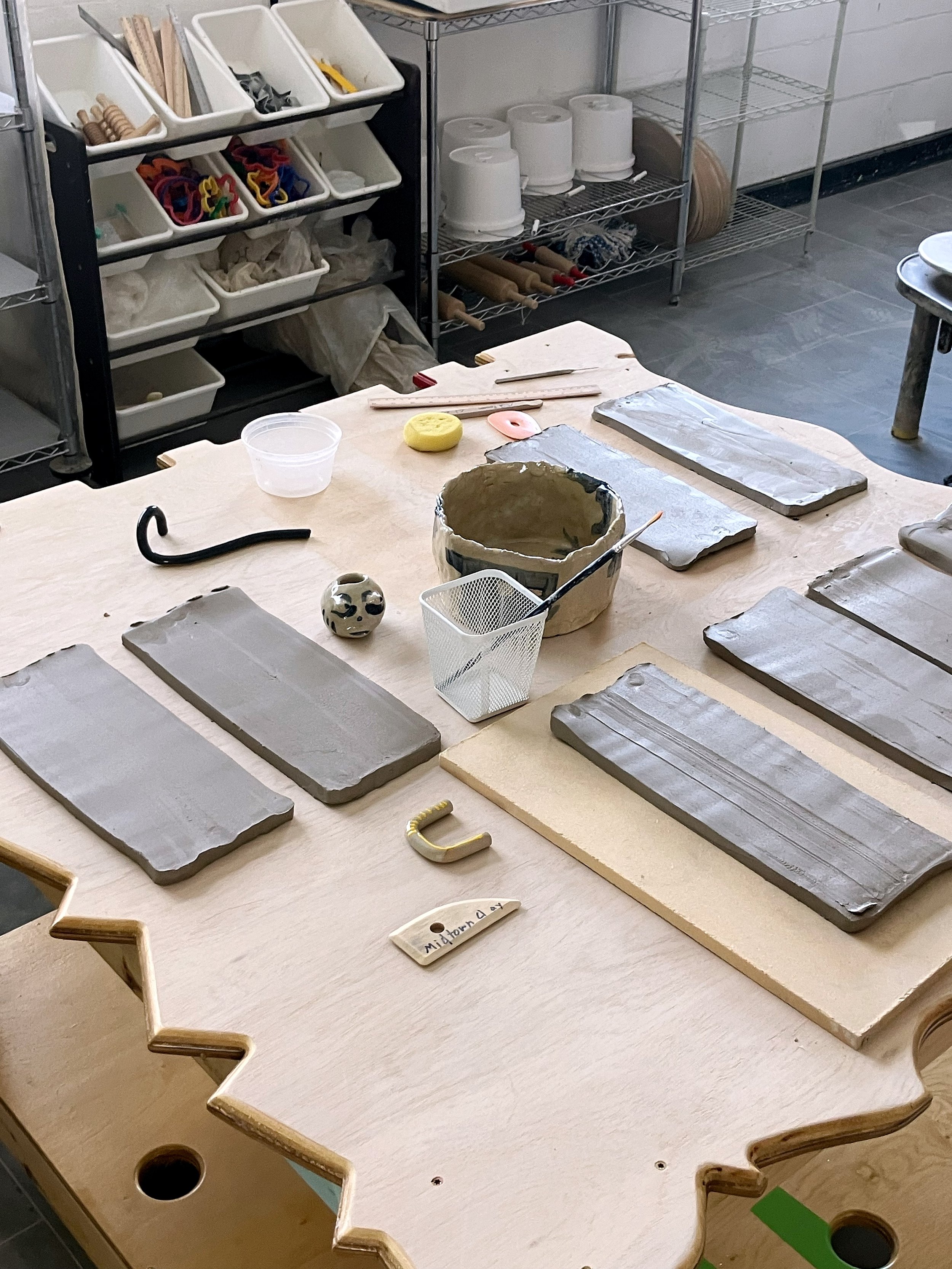 4wkHandbuilding1.jpg
