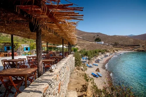 Dafne Tavern, overlooking Toli beach.