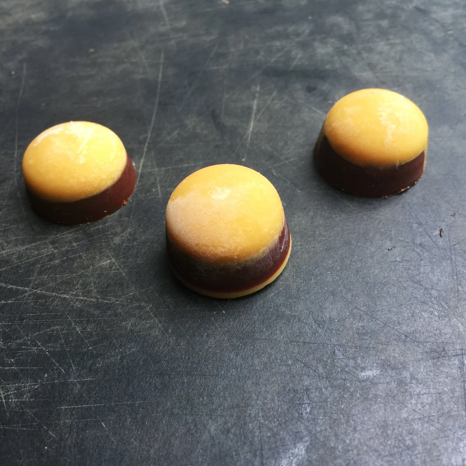 If you don’t have any mushroom shapes,, you can use any chocolate moulds! Just layer them according to what shapes you have. But make sure you leave each layer in the freezer long enough to allow how much you used to properly set.