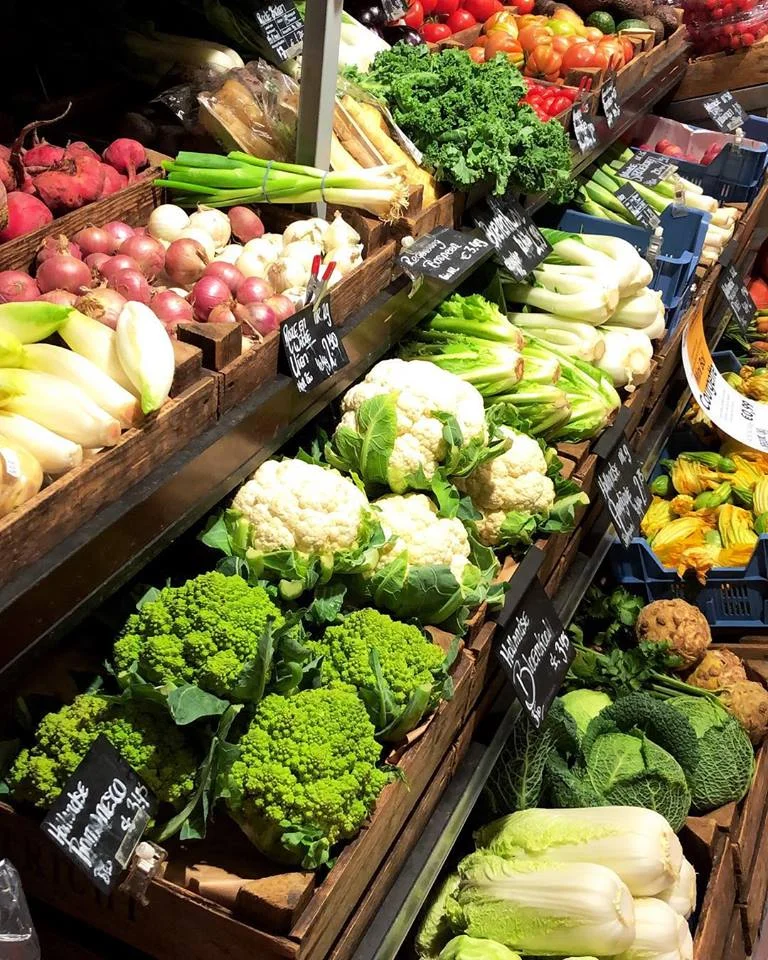 Veggie scene at Organic For You.