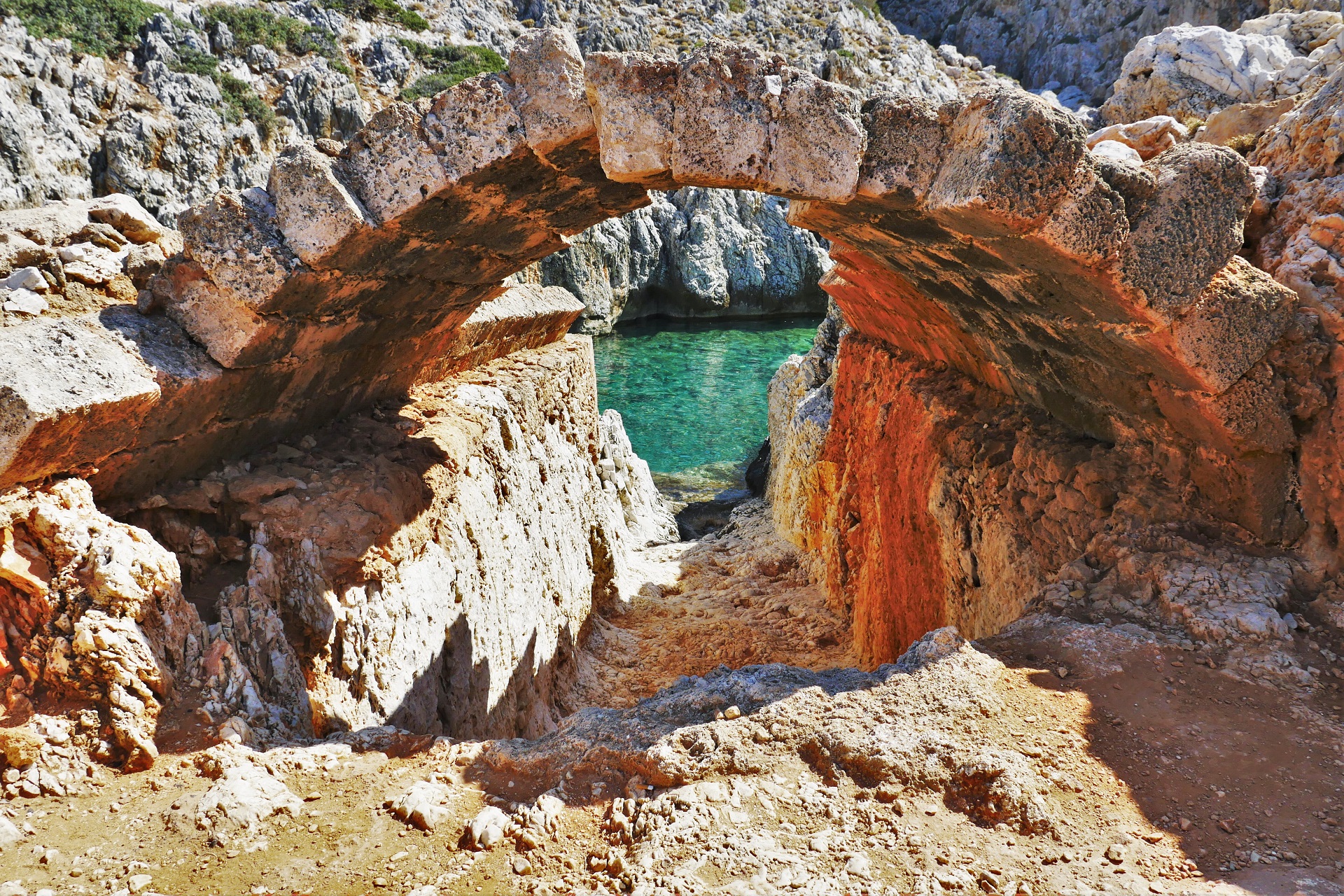 Katholiko Beach.