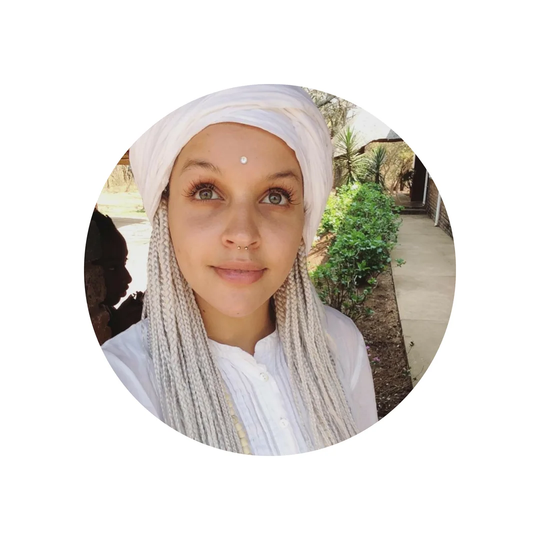 KYLA JADE MC NULTY (SOUTH AFRICA) Certified level 1 Kundalini Yoga teacher