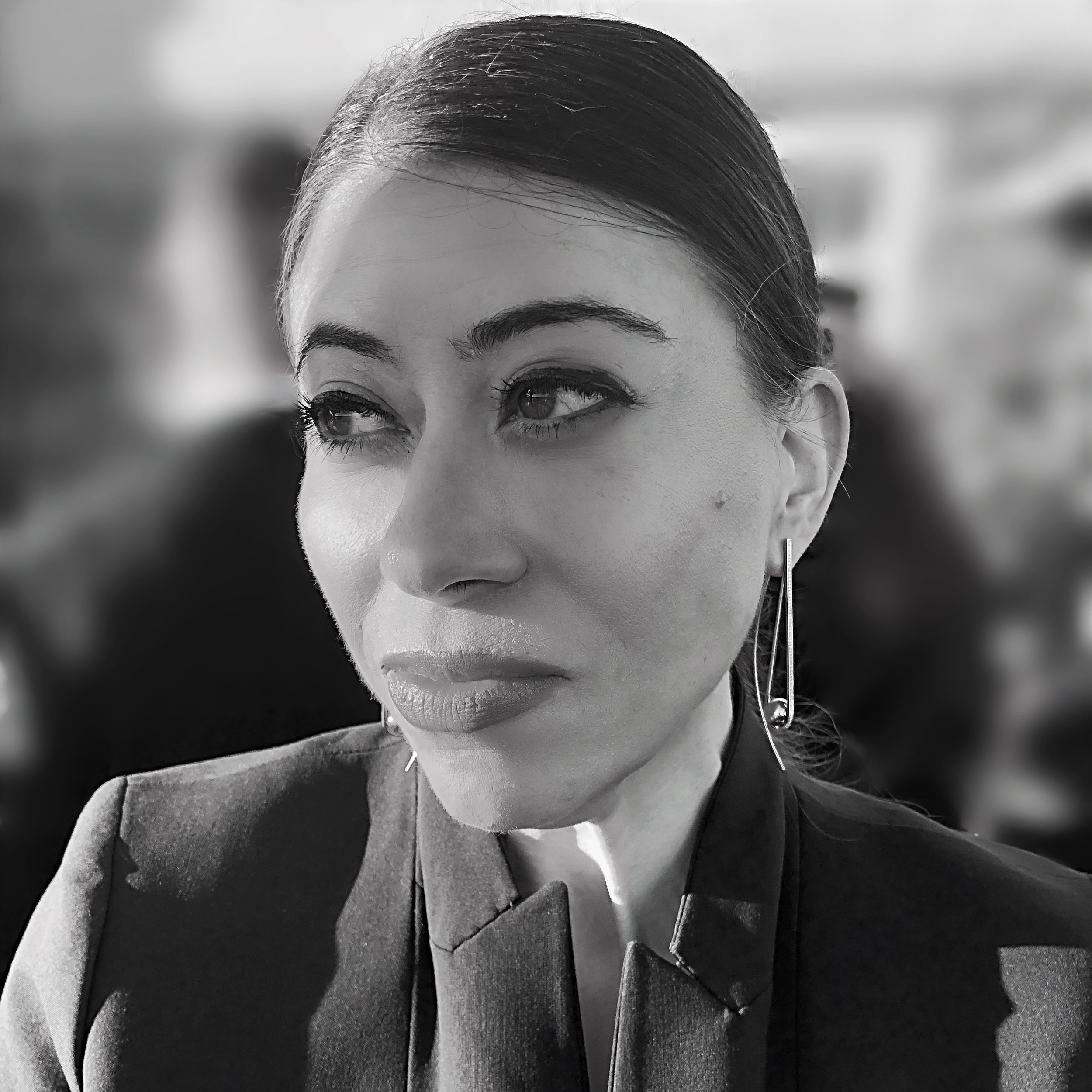 danielamaron_headshot.jpg