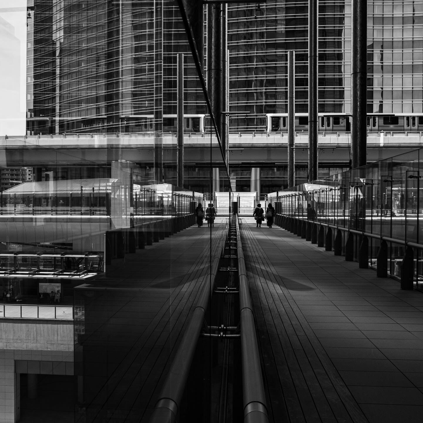 Tokyo Reflections: In addition to seeking out city reflections in central Tokyo’s urban conglomeration, the images themselves have been mirrored so the viewer is immersed in a reflected world, reminiscent of Haruki Murakami’s 1Q84.
#Radi