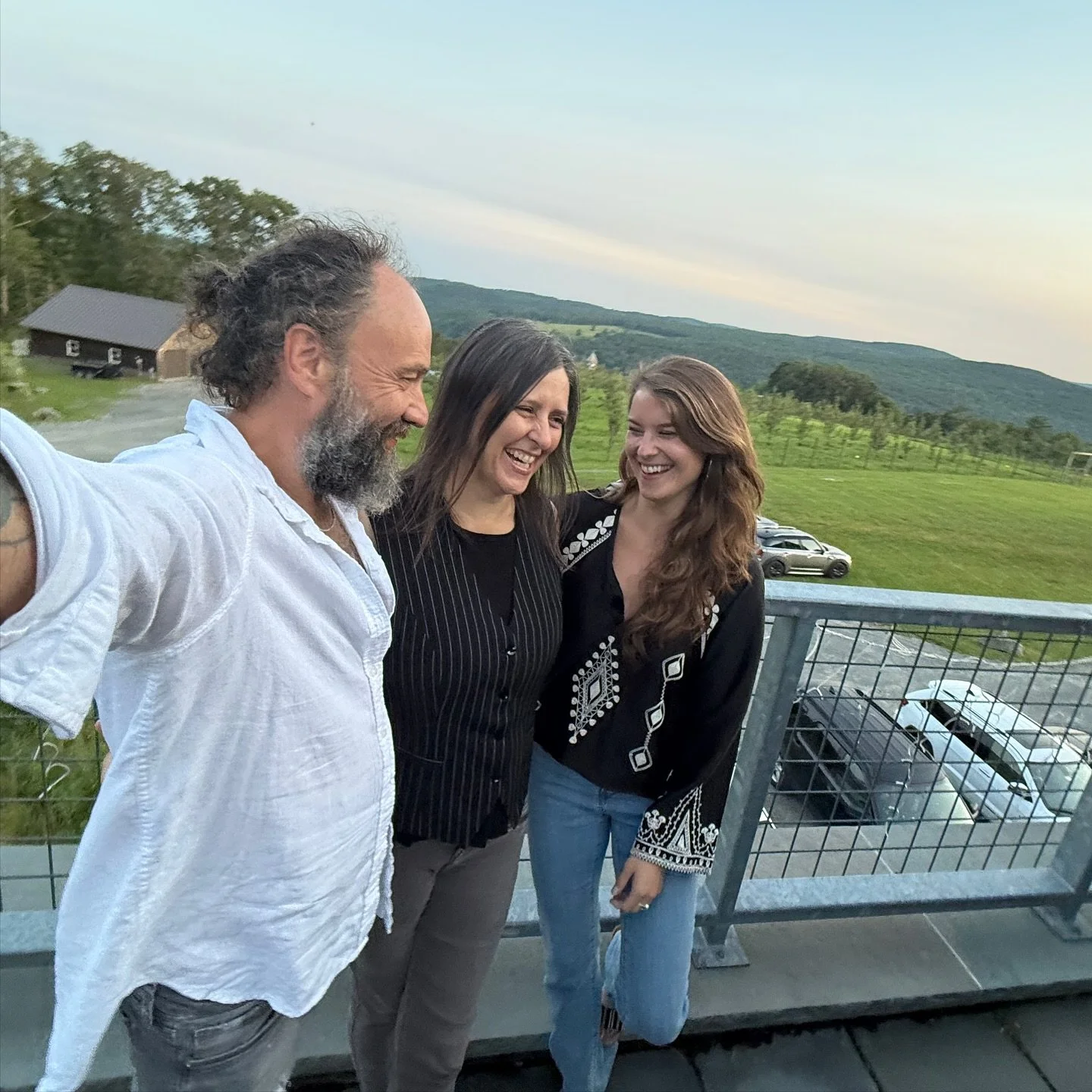 Brooklyn!
House show with my sweet @theglasshours 
Saturday, 10/18
Doors at 5, Music at 6
DM for address
This will be the vibe 🥰