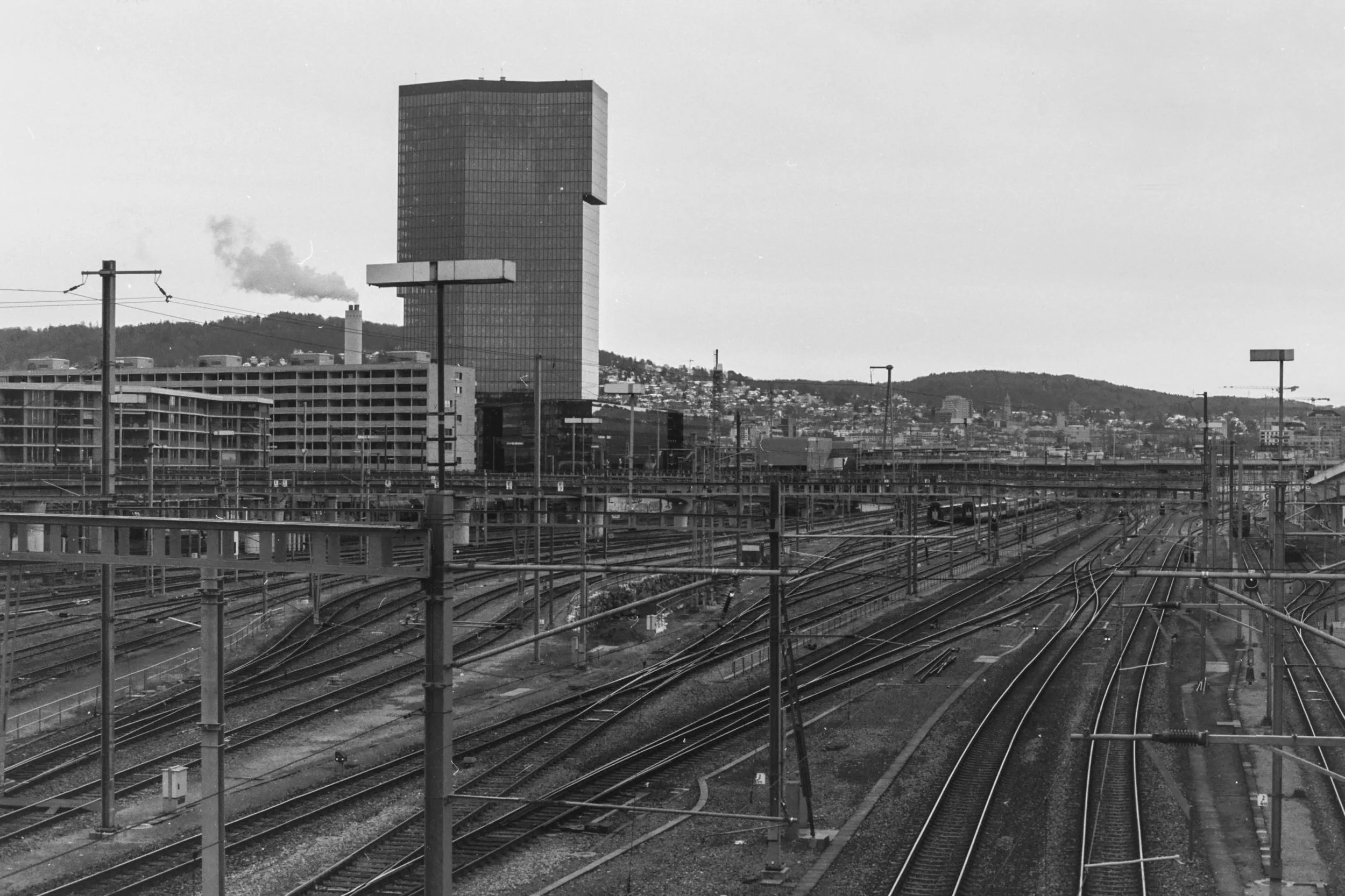 ninovalpiani.com_utility_poles_019.jpg