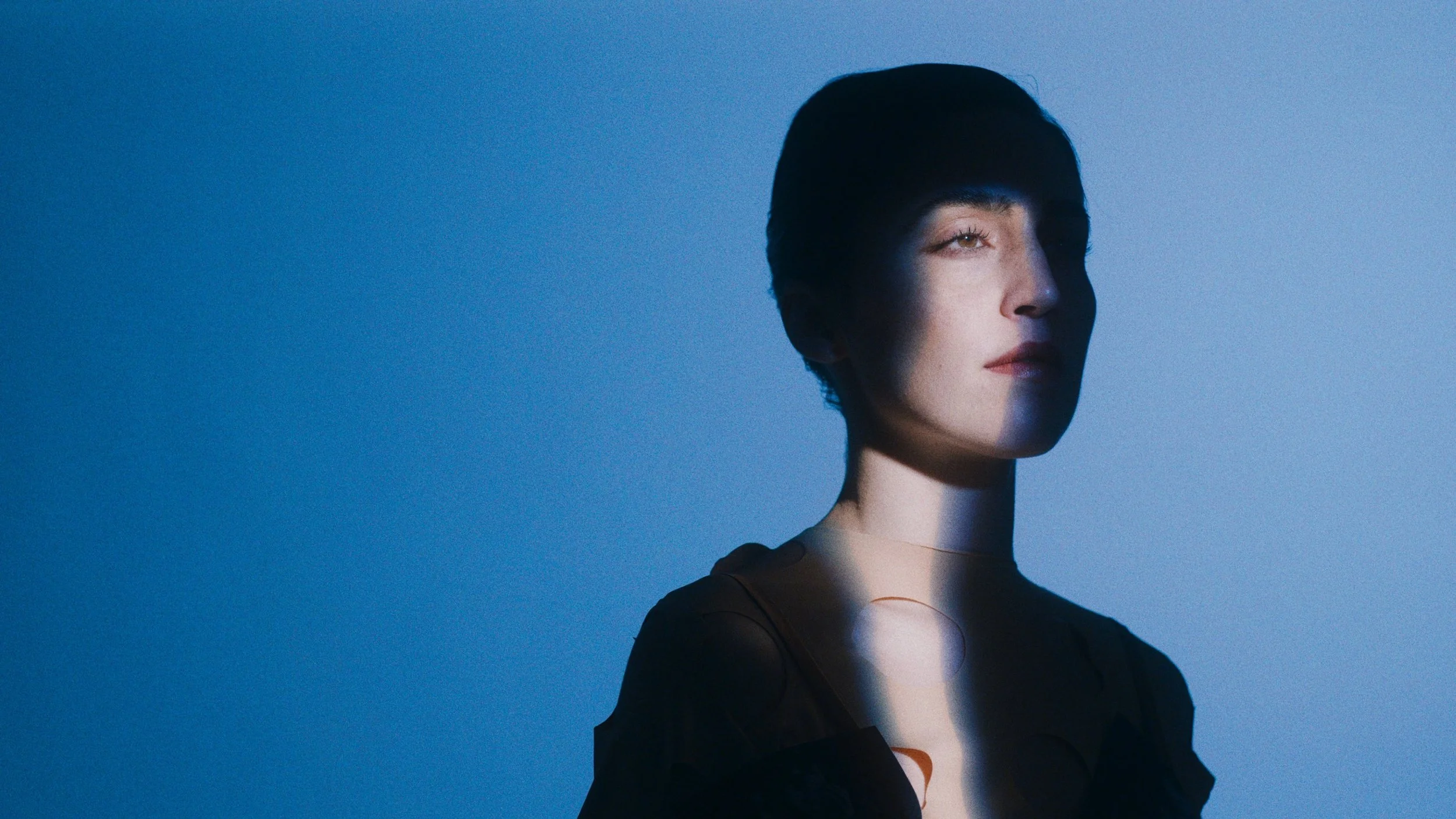 CAROLINA AMARAL FOR SOLO