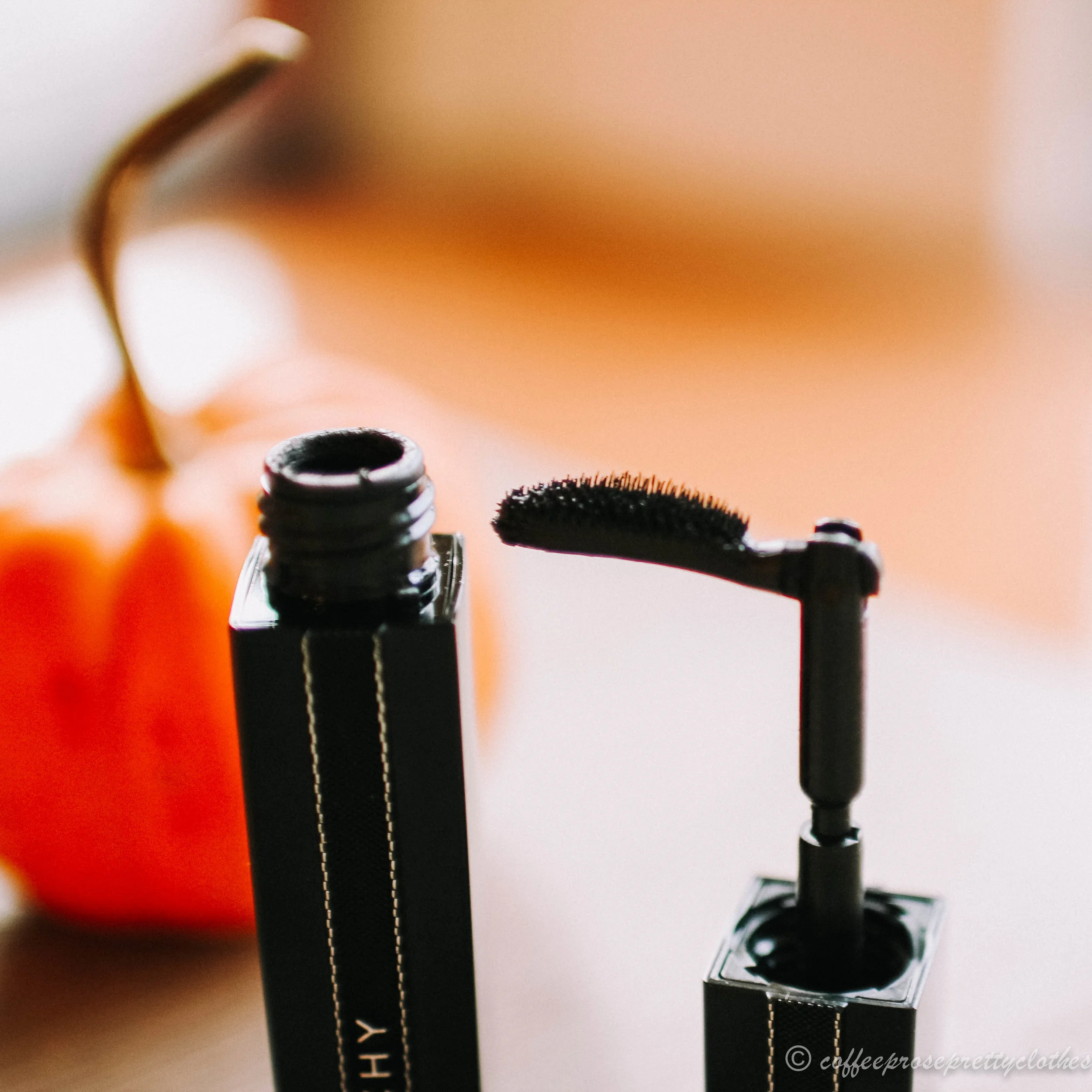 Givenchy Noir Interdit Mascara