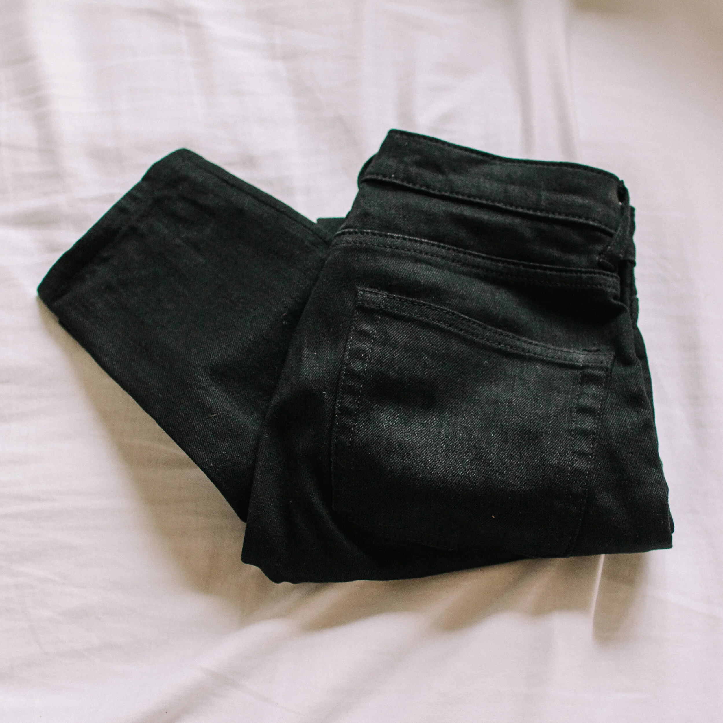 Everlane medium rise black skinny jeans