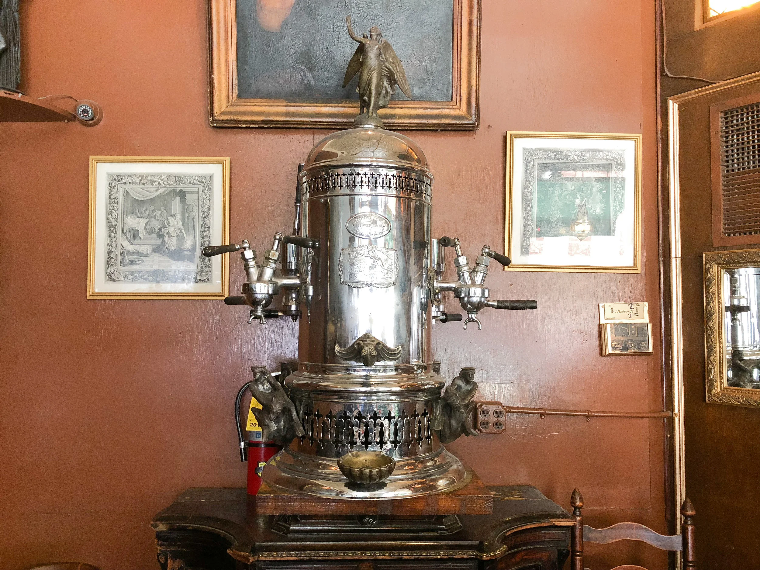 Caffe Reggio-0896.jpg