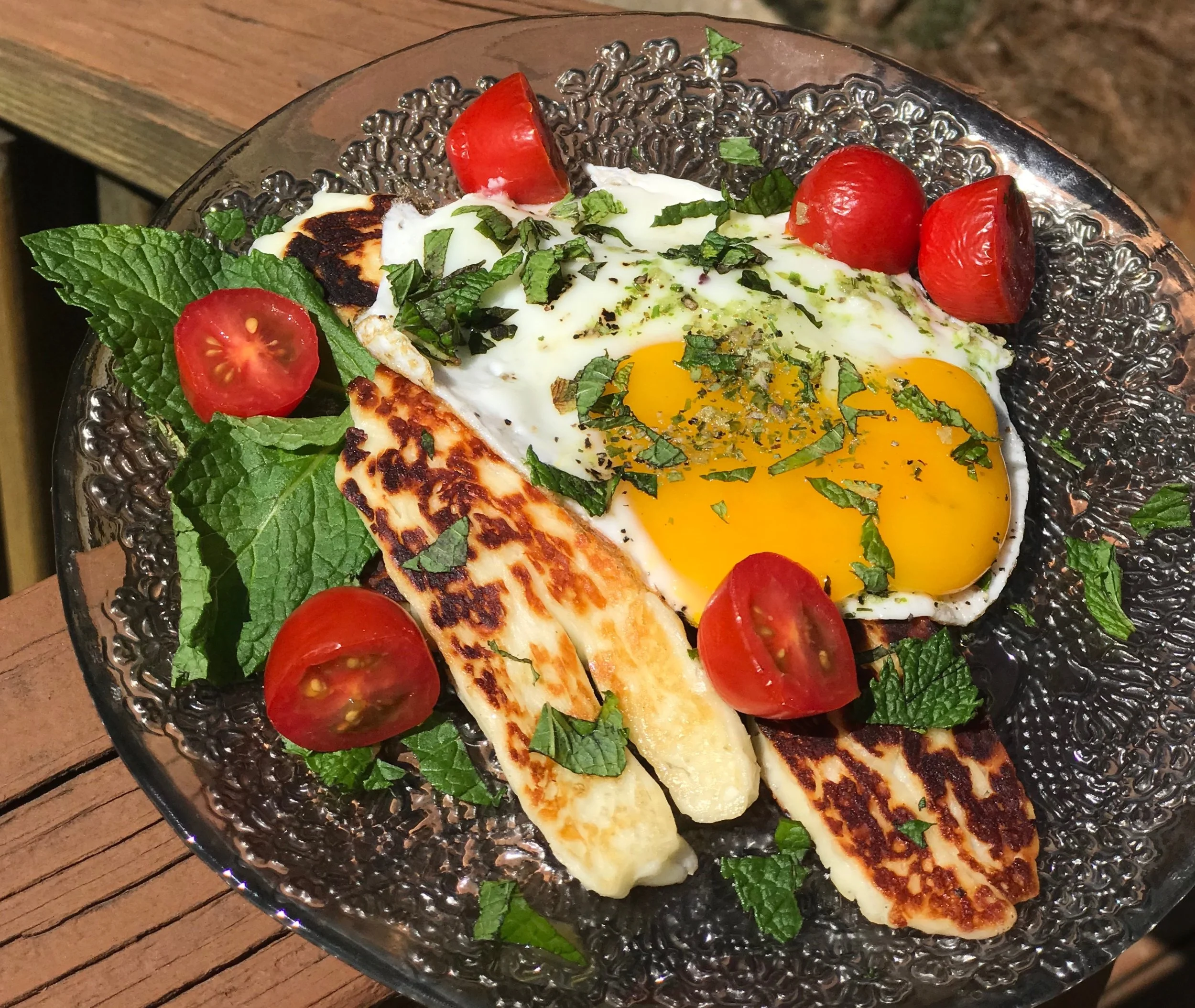 Grilled Haloumi with Egg, Mint and Tomato