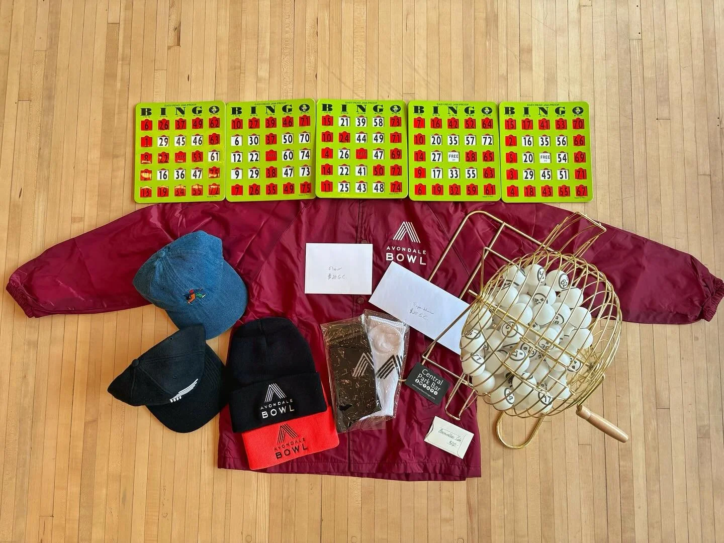 B-I-N-G-O NIGHT is TONIGHT! Benefitting @cuspchicago &amp; @theparlorchicago by @trashpeopleoflogansquare! Hosted by @teeeenabeeeee! Prizes from local businesses that you should frequent! See you tonight.
-
#thursday
#thursdays
#bingo
#bingonight
#wh