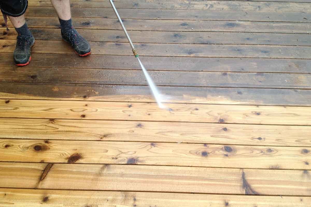 Country Doctor Power Washing - Great Deck Shot 1.jpg
