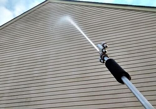 Country Doctor Power Washing - Nozzle shot 1.jpg