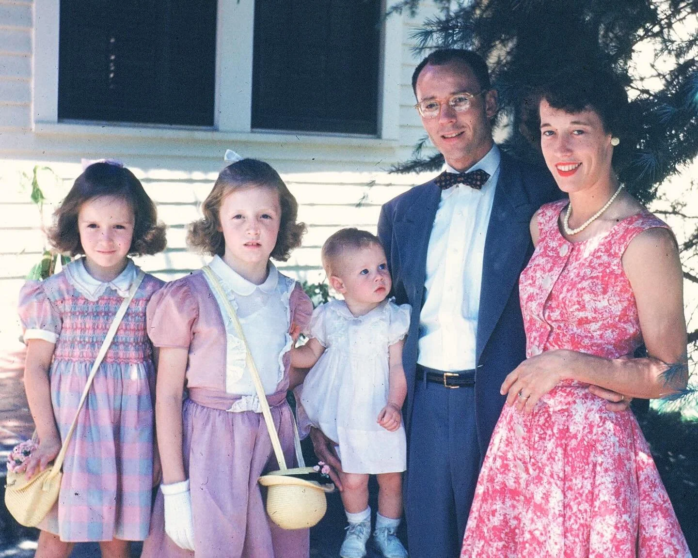 Easter Sunday 1954. Classic!
.
.
.
#easter #1950s @alazancallie @kirsten_honeyman #neworleans #50sstyle #familyportrait