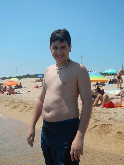 THE HELPING PROFESSIONS BY GUILLERMO HENAO