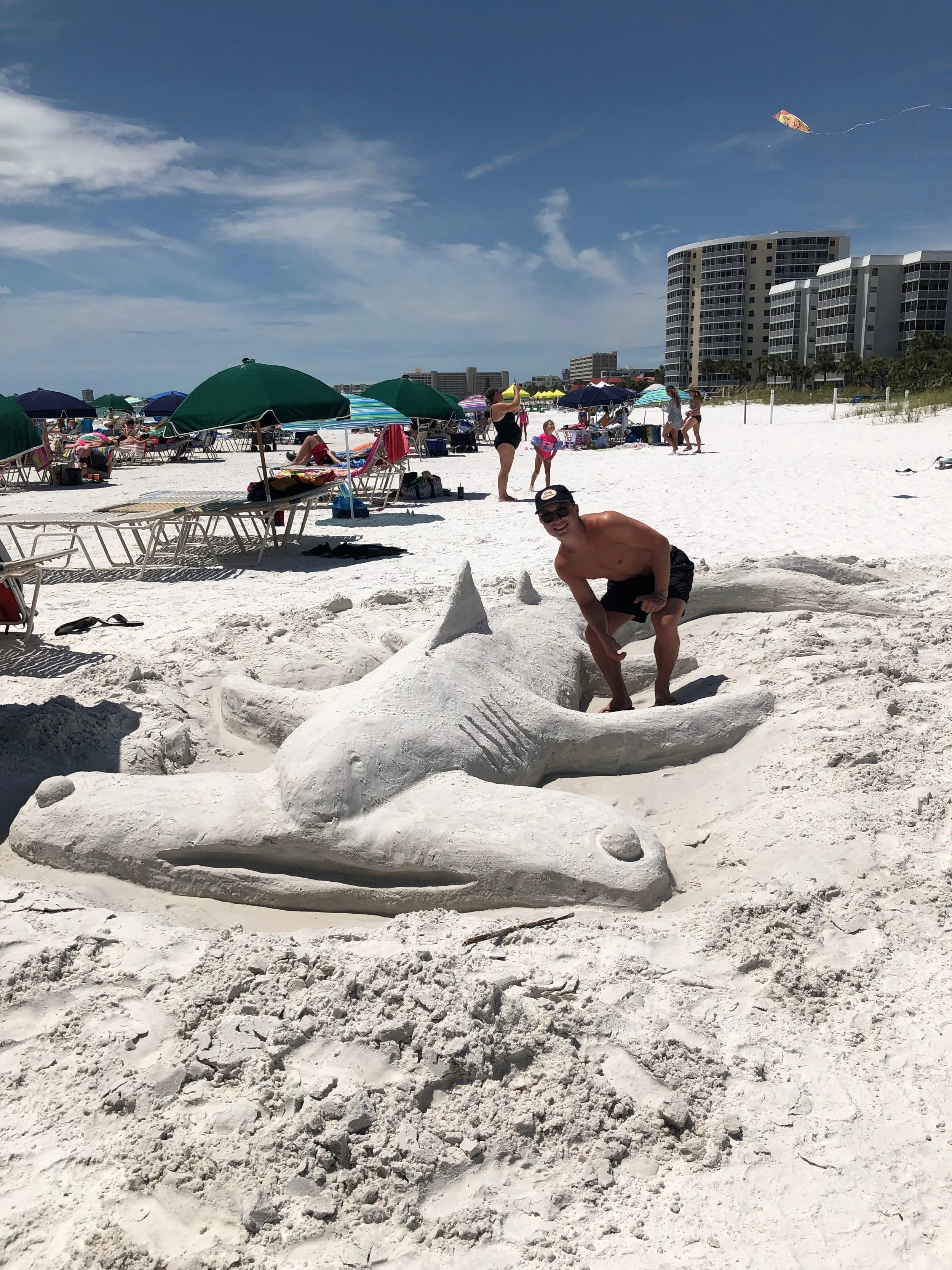 CREATIVITY IN PARADISE BY HENRY NENNI