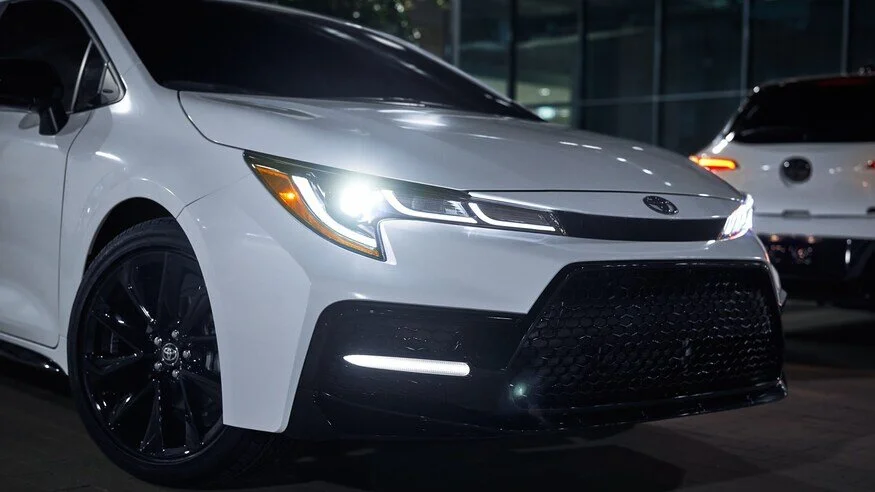 2020-Toyota-Corolla-Nightshade-Edition-headlights-3.jpg